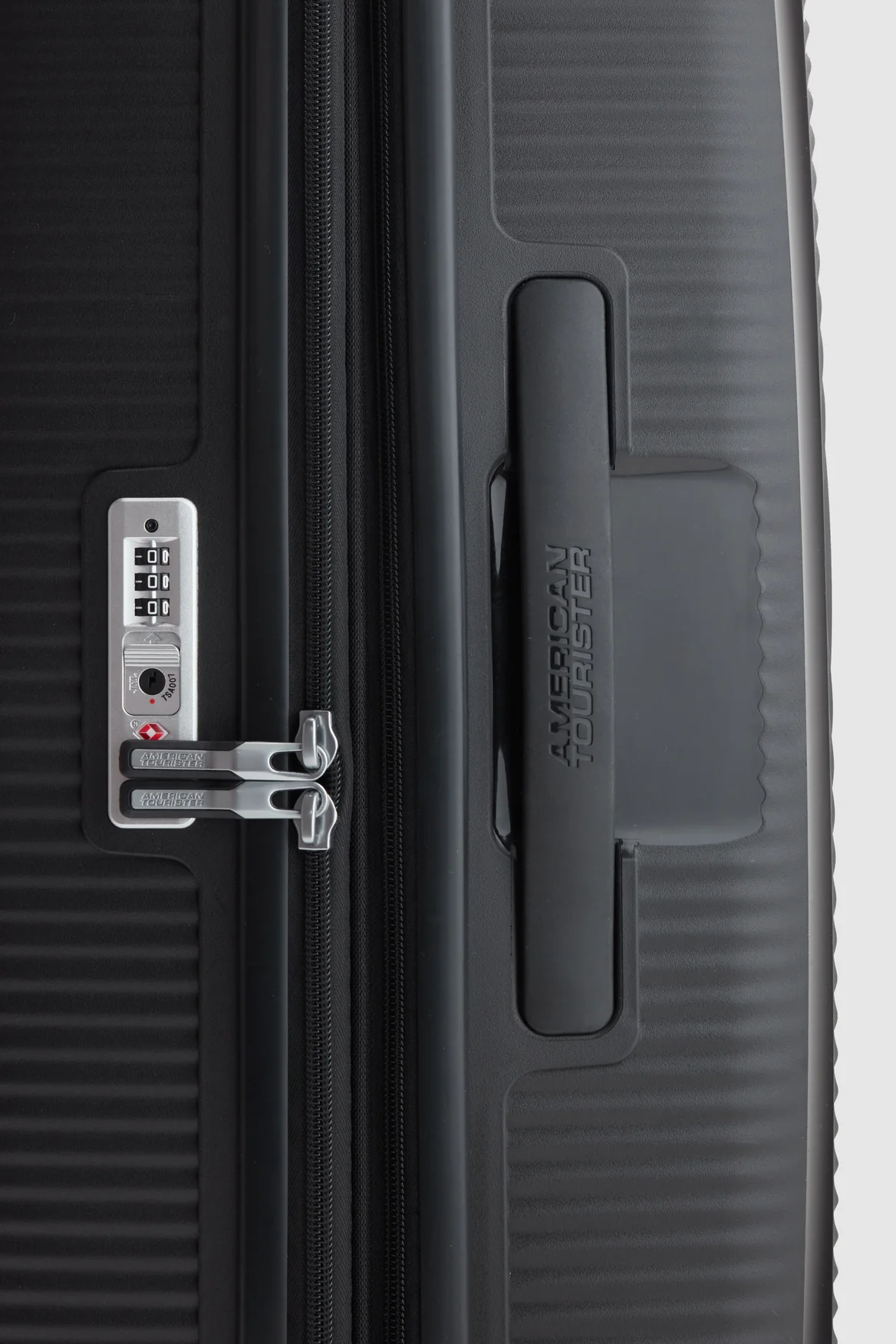 Curio 2 80cm Suitcase - Image 7