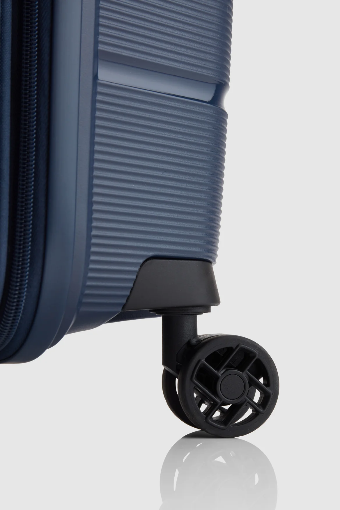 Linex 55cm Suitcase - Image 6