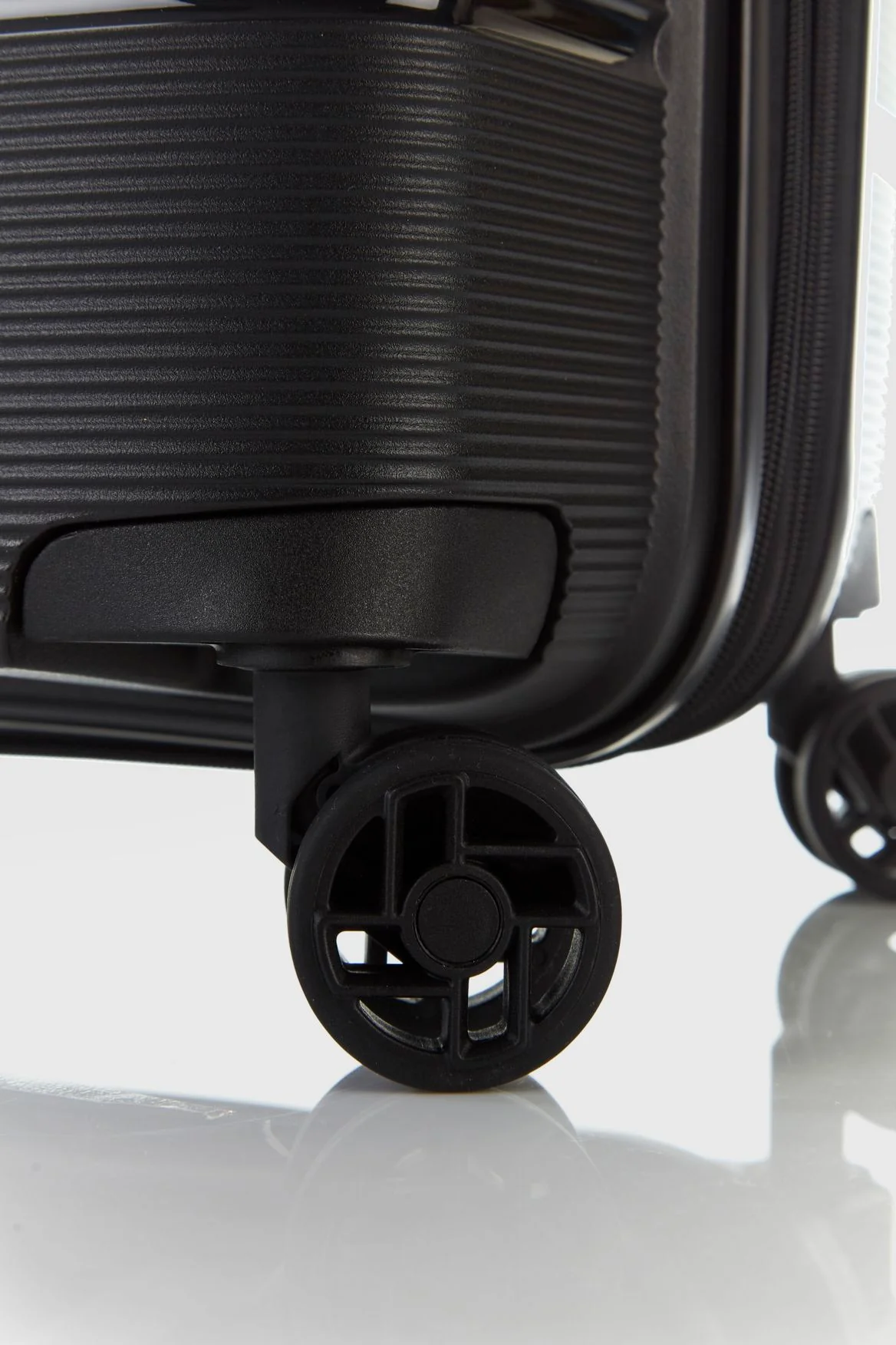 Linex 81cm Suitcase - Image 5