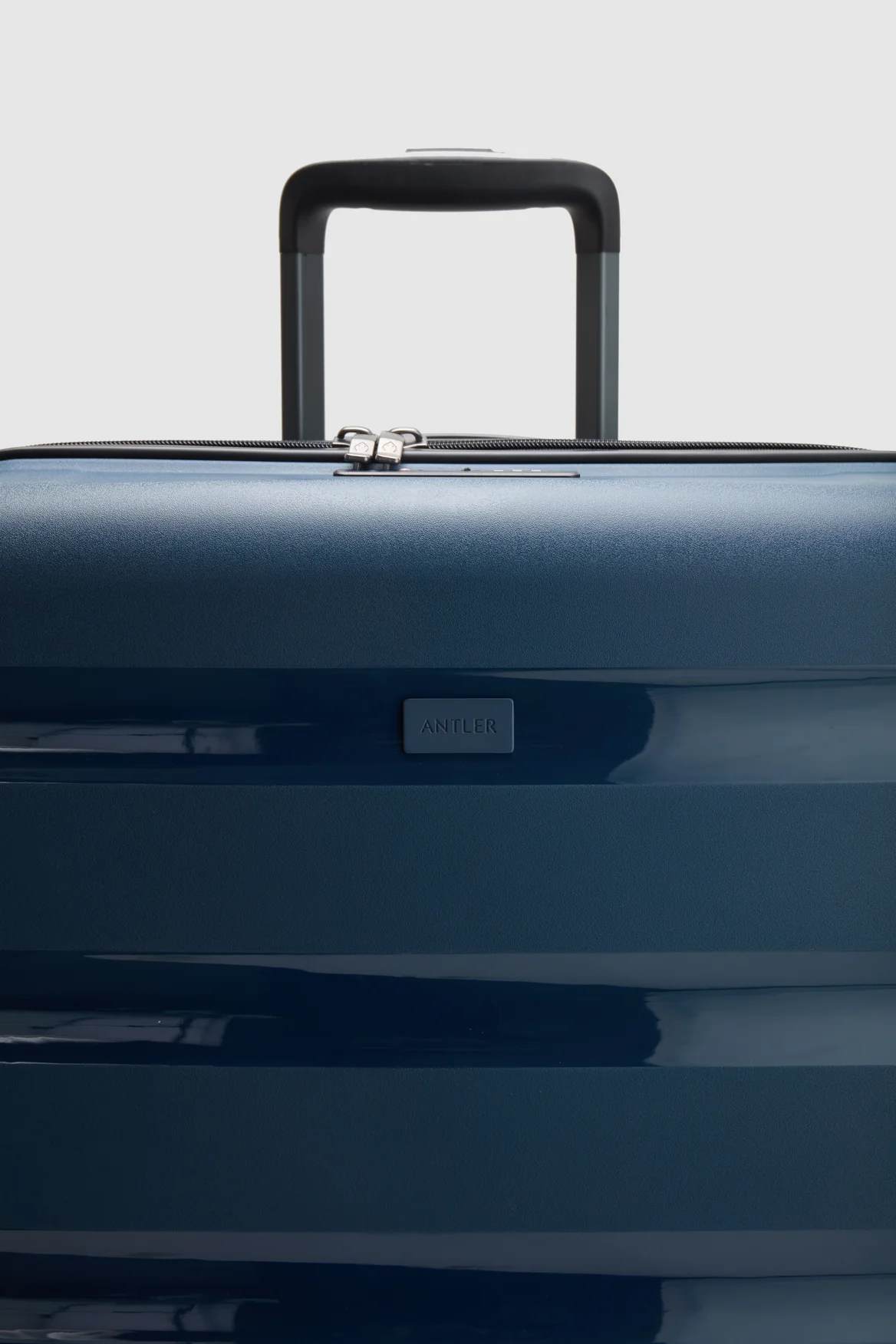 Gloss Stripe 55cm Suitcase - Image 8
