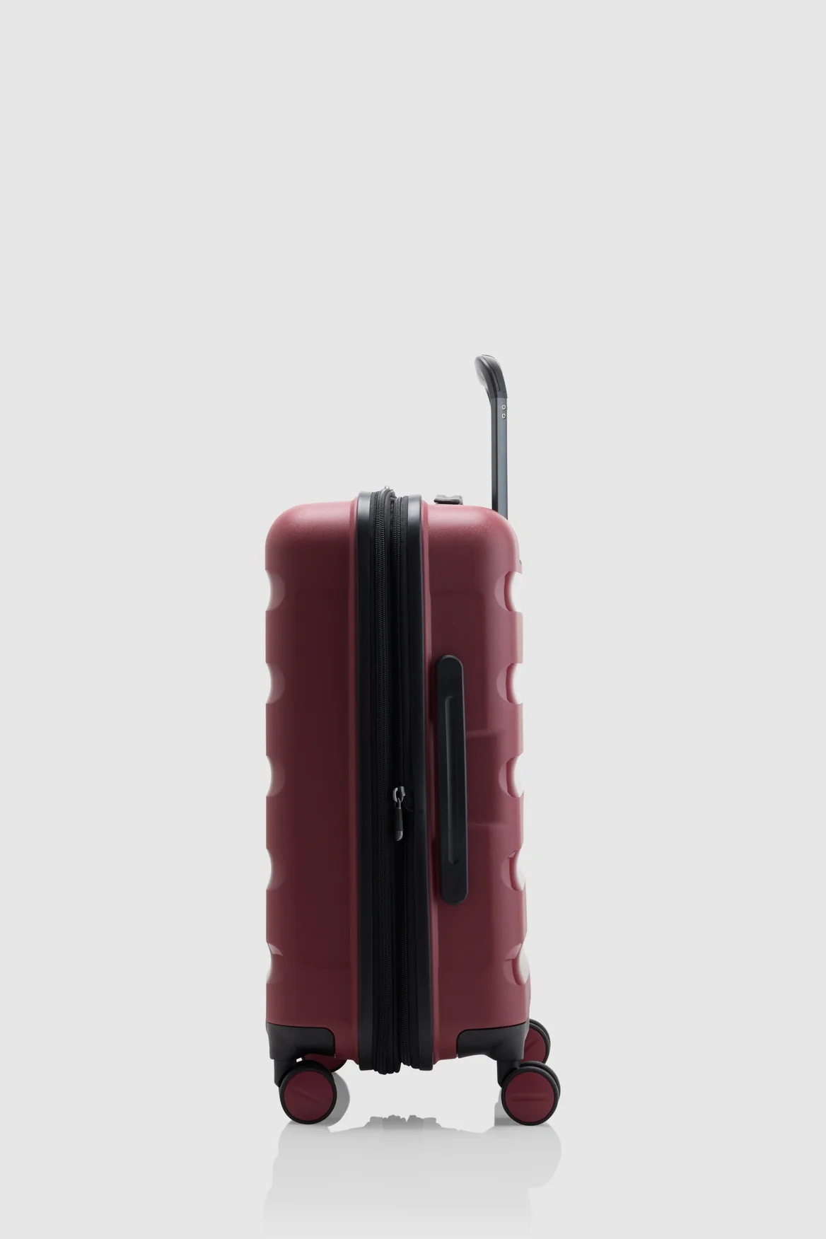 Gloss Stripe 55cm Suitcase - Image 2