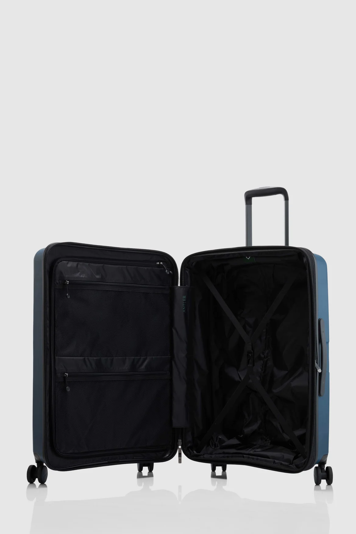 Gloss Stripe 78cm Suitcase - Image 3
