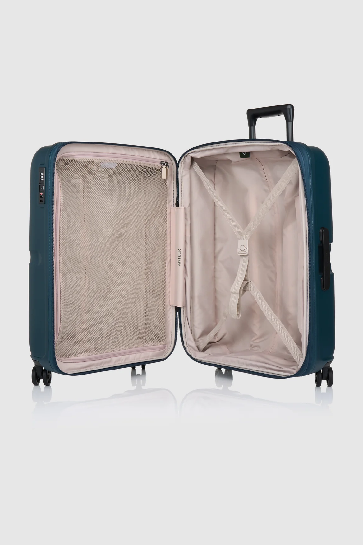 Single Stripe 55cm Suitcase - Image 3