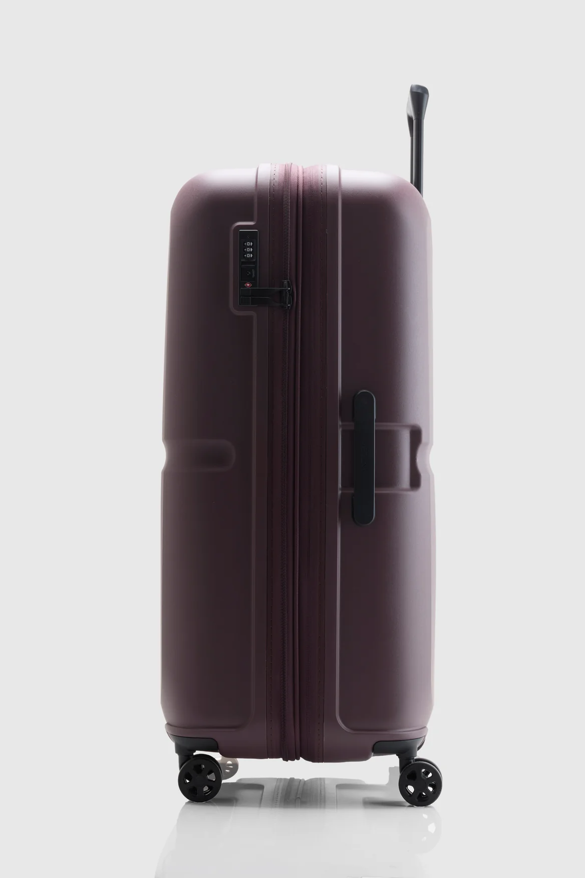 Single Stripe 81cm Suitcase - Image 2
