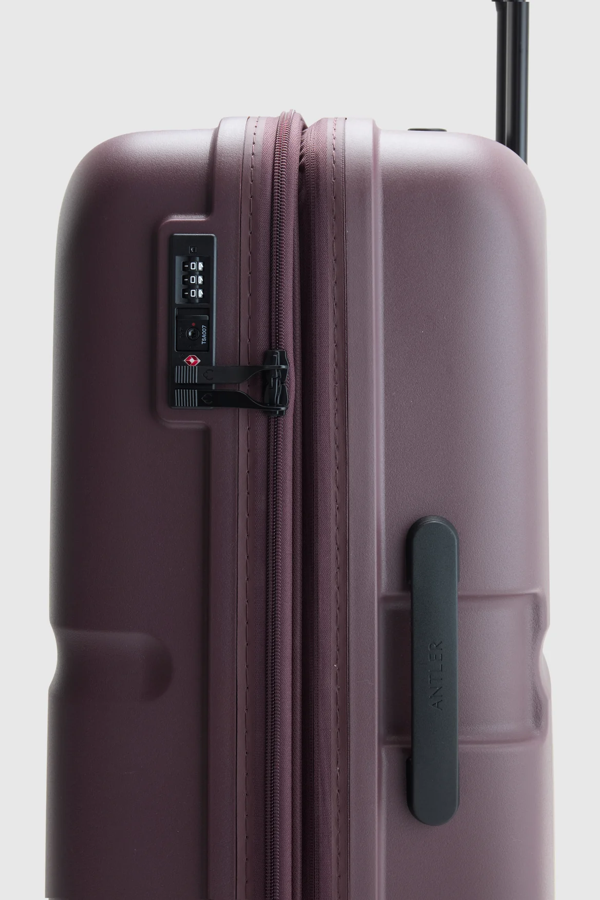 Single Stripe 81cm Suitcase - Image 7