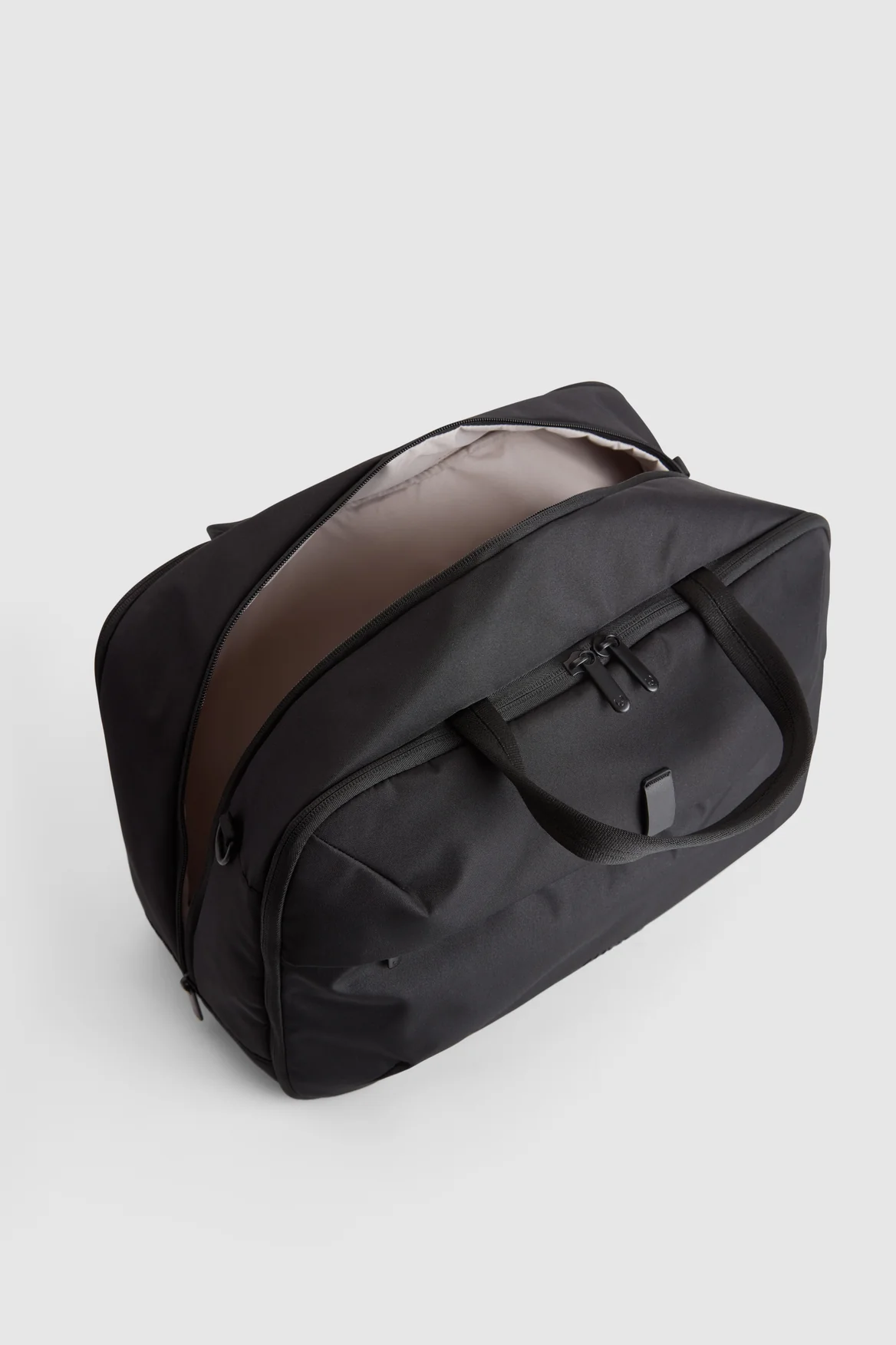 Urban Light Overnight Bag - Image 4
