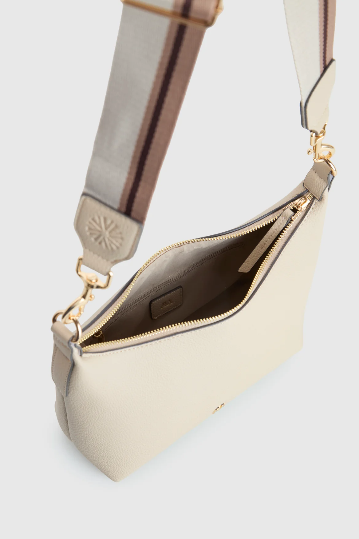 Laini Shoulder Bag - Image 4