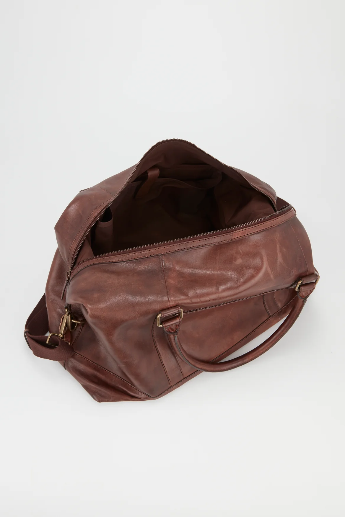 Flynn Leather Weekender - Image 3