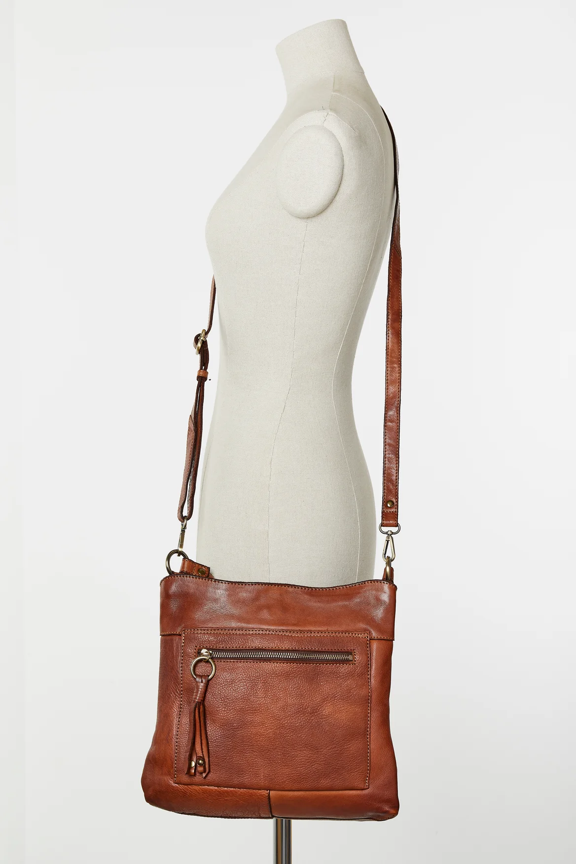 Ari Leather Large Crossbody Bag - Image 4