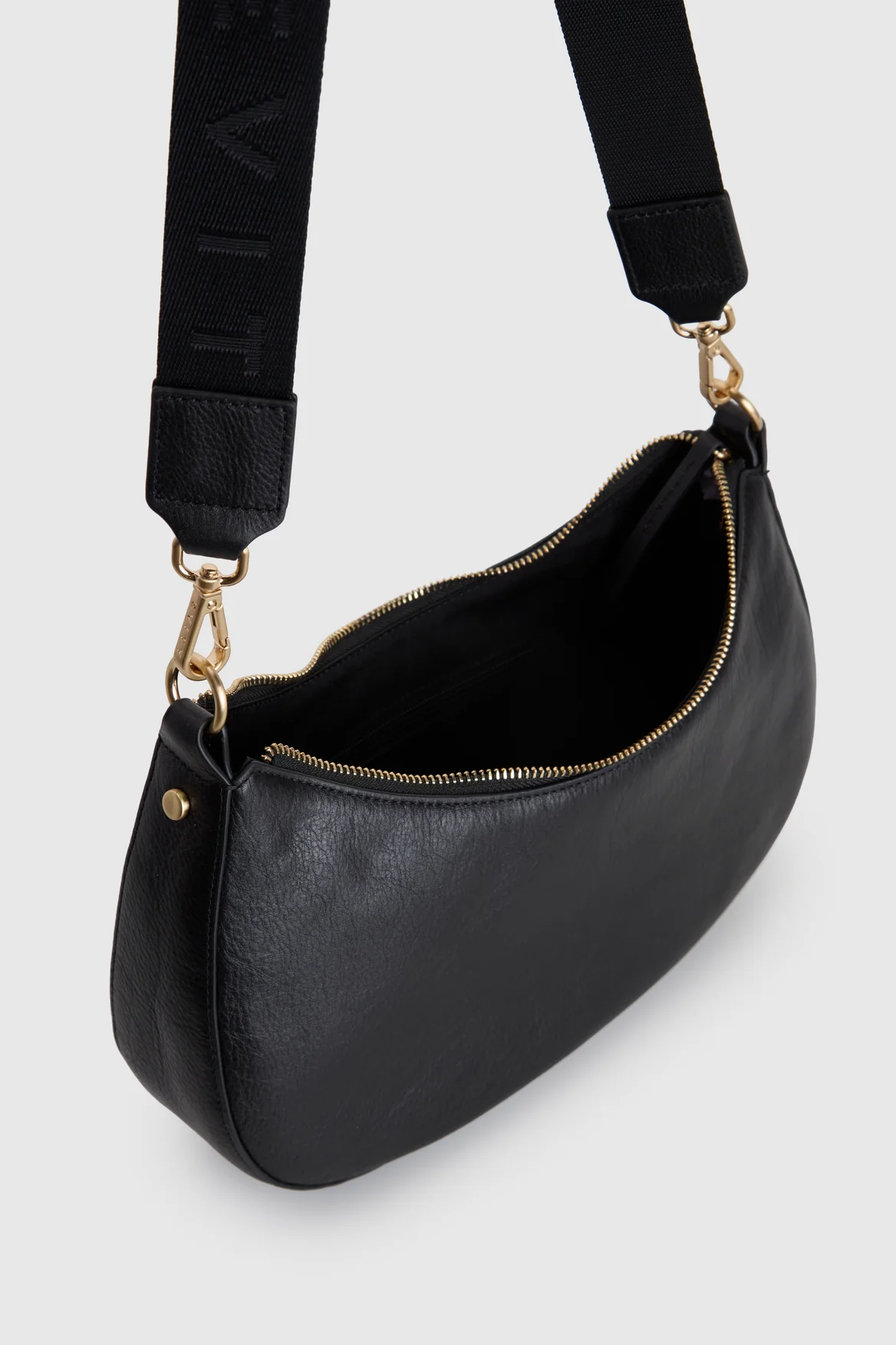 Clover Leather Shoulder Bag - Image 4