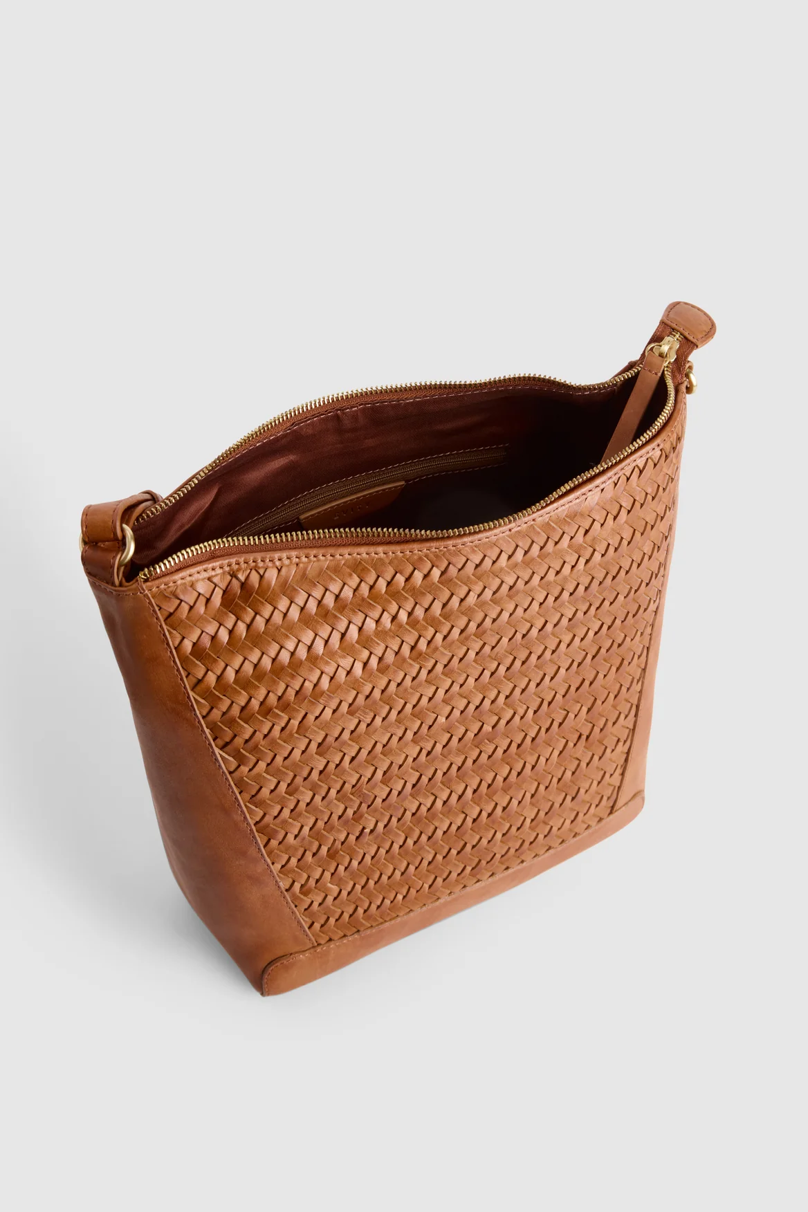 Elise Leather Weave Bucket Bag - Image 5