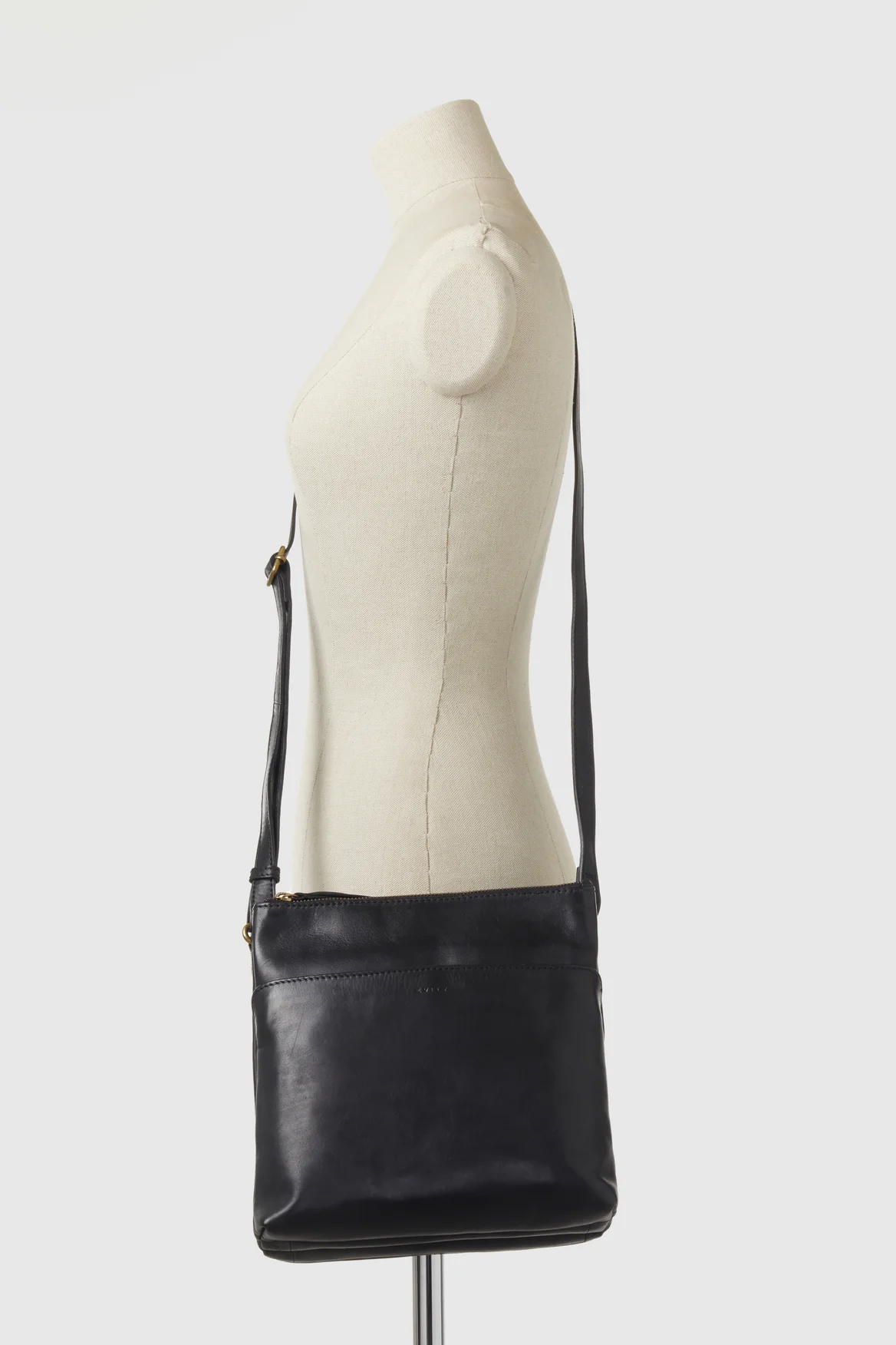 Josie Leather Crossbody Bag - Image 4