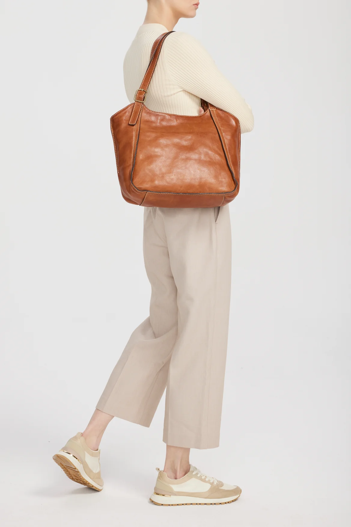 Maya Leather Buckle Tote Bag - Image 4