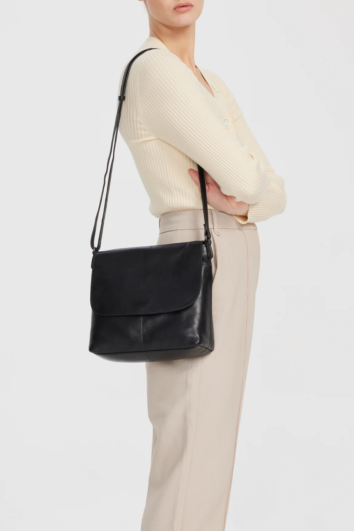 Maya Leather Flap Crossbody Bag - Image 4