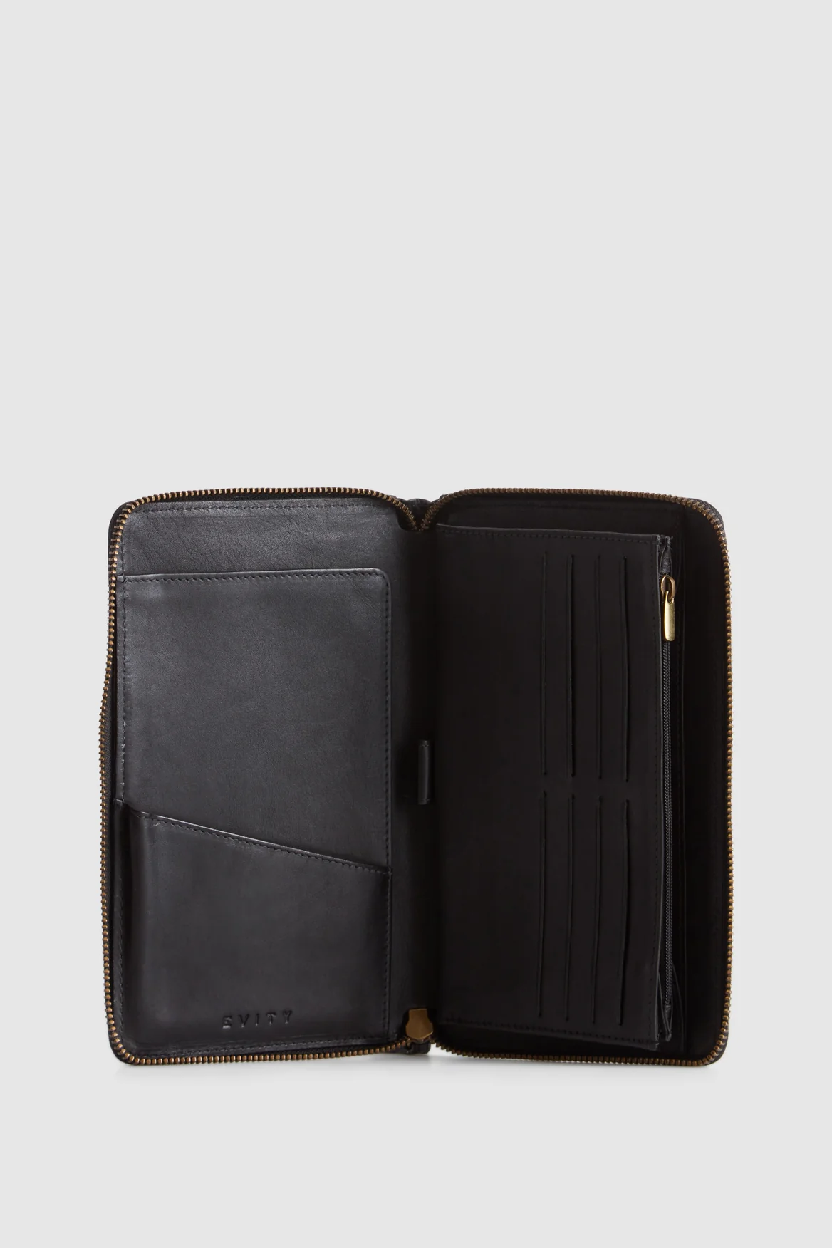 RFID Payton Leather Travel Wallet - Image 4