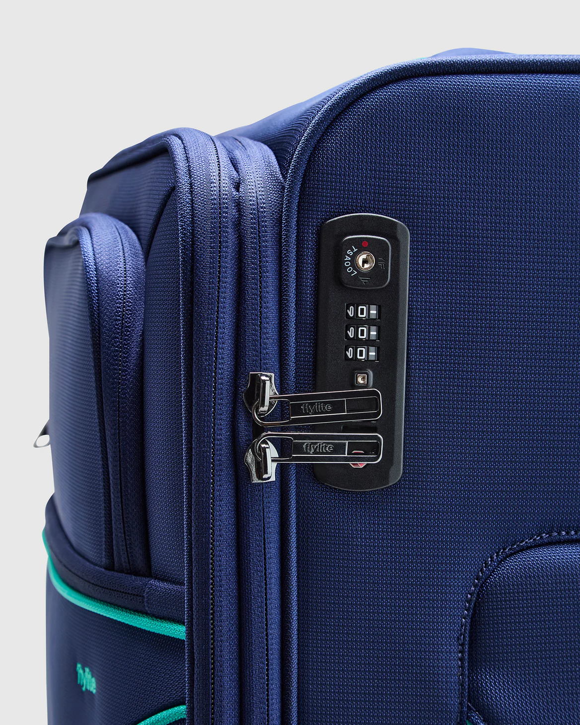 Spin Air 4 83cm Suitcase - Image 7