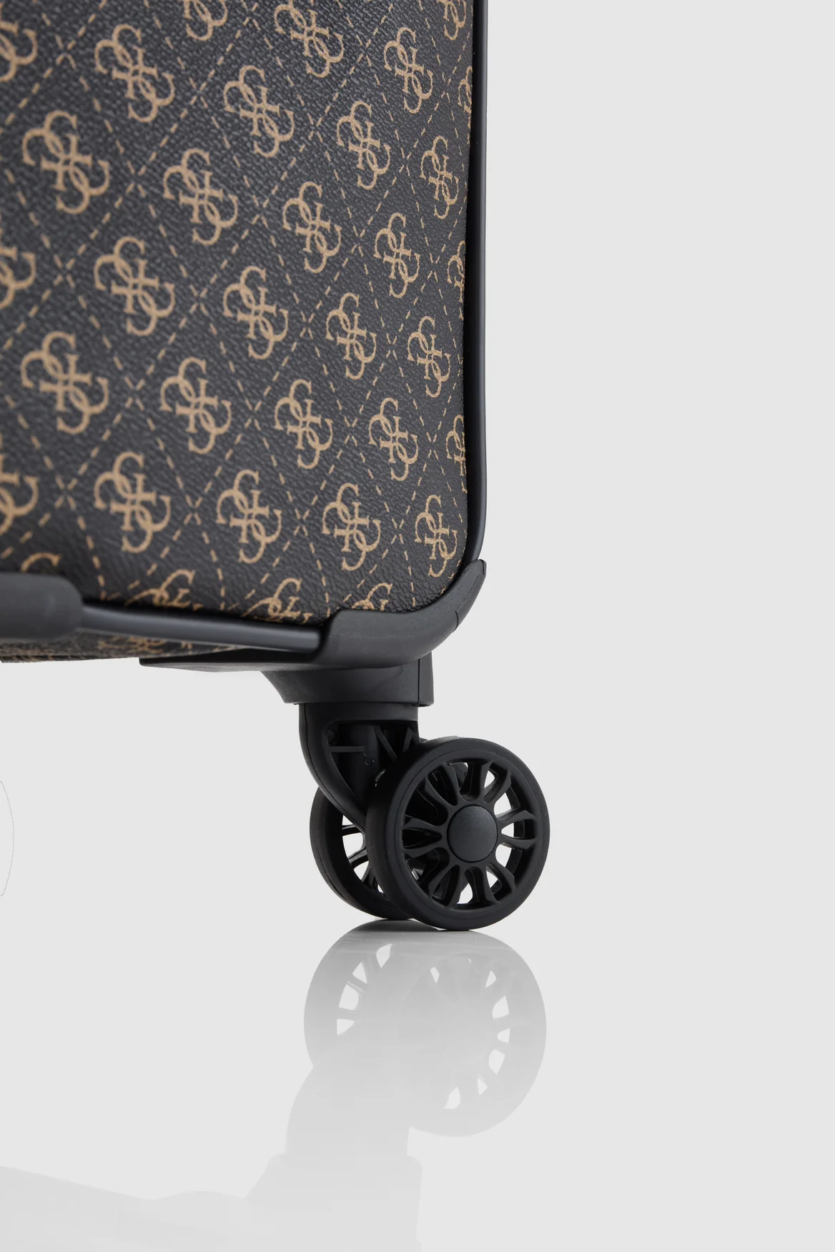 Logo Bask Carry-On 53cm Suitcase - Image 6