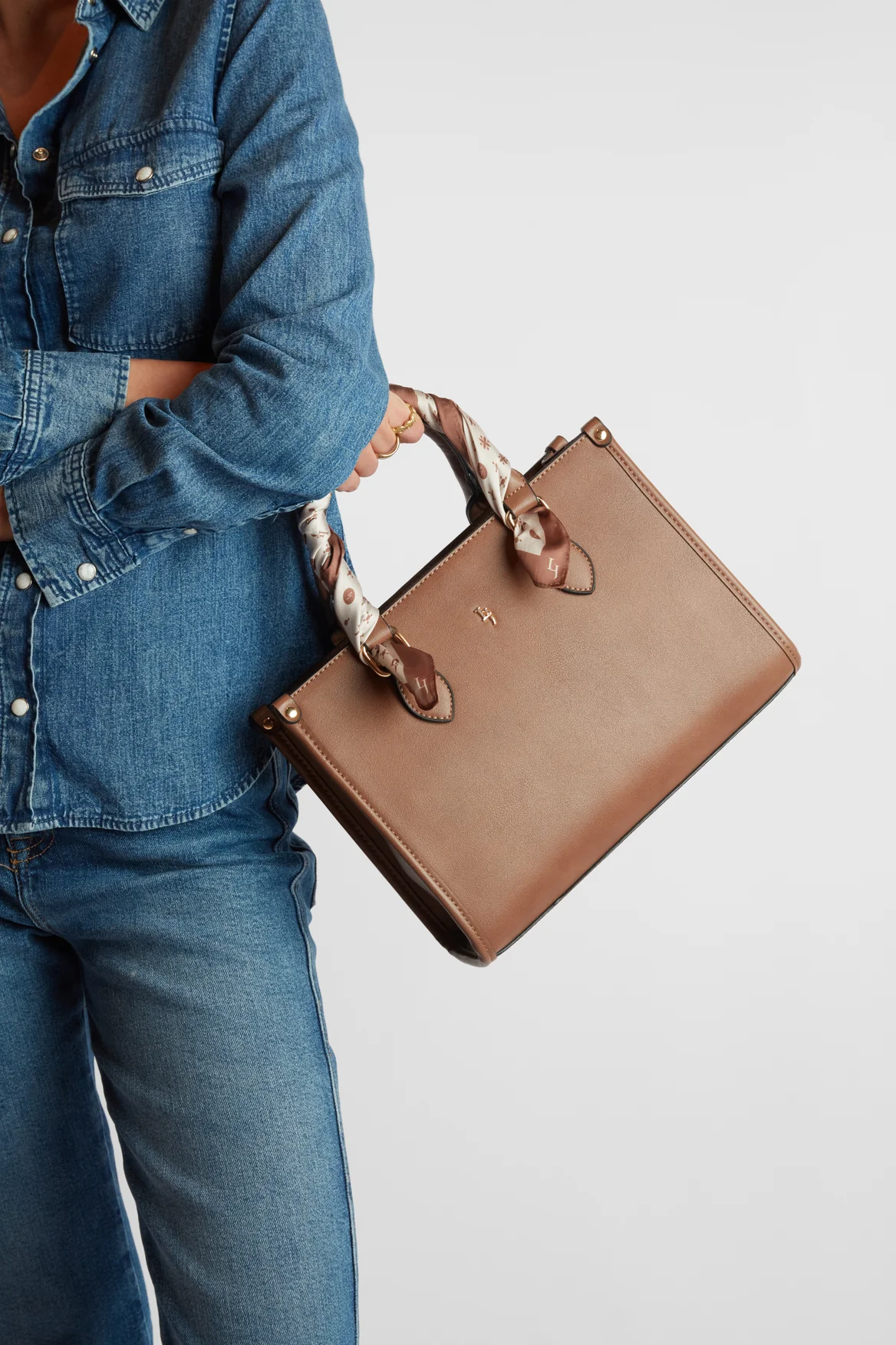 Small Tote Bag With Scarf - Image 5