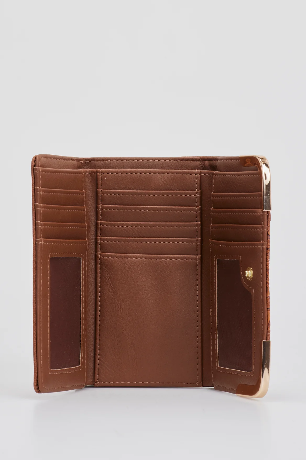 Tooled Medium Trifold Wallet - Image 3