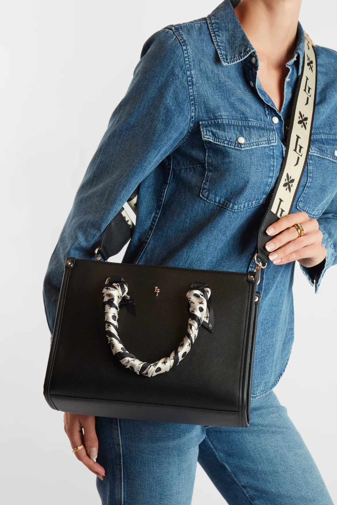 Tote Bag With Scarf - Image 5