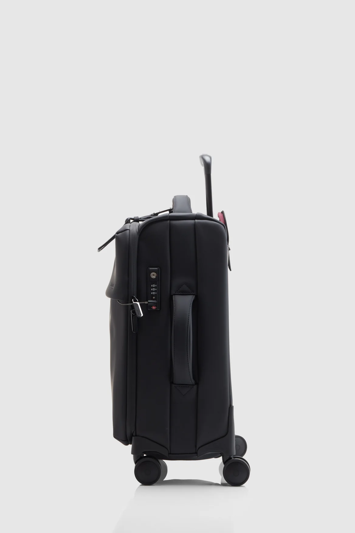 Berlin Cabin 2.0 Suitcase - Image 2