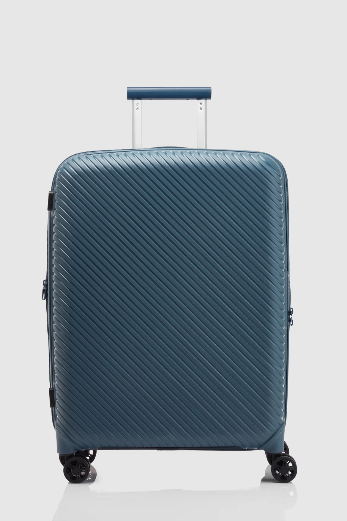 Bondi Check-In 66cm Suitcase - Image 4