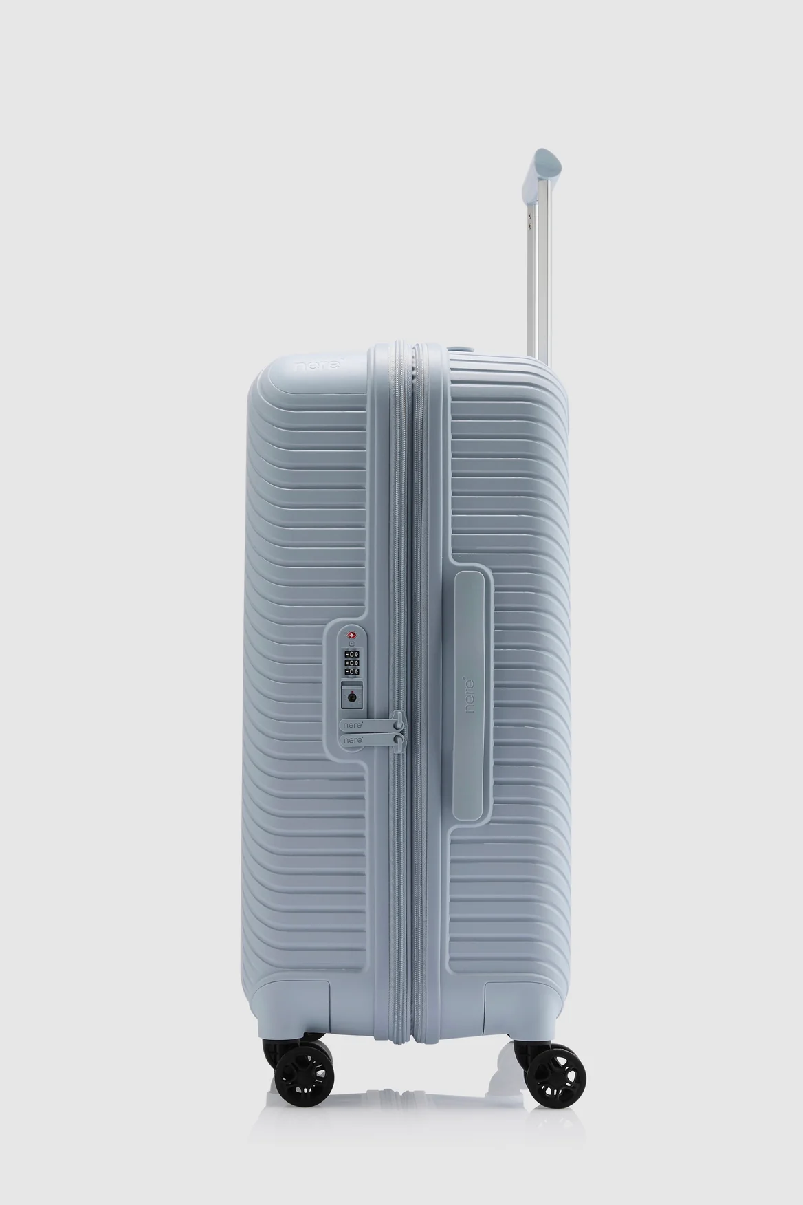 Bondi Check-In 66cm Suitcase - Image 2