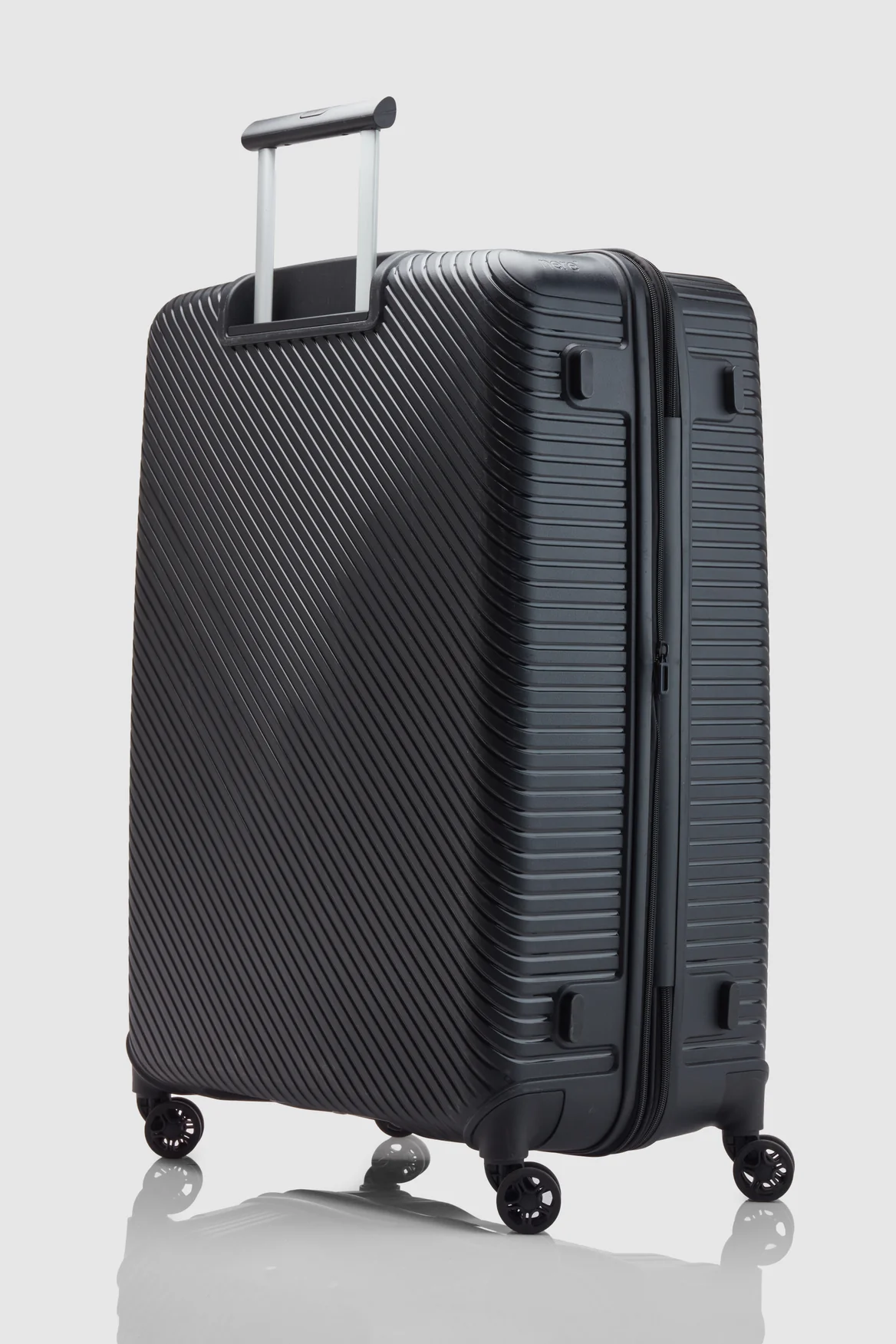 Bondi Check-In 80cm Suitcase - Image 5