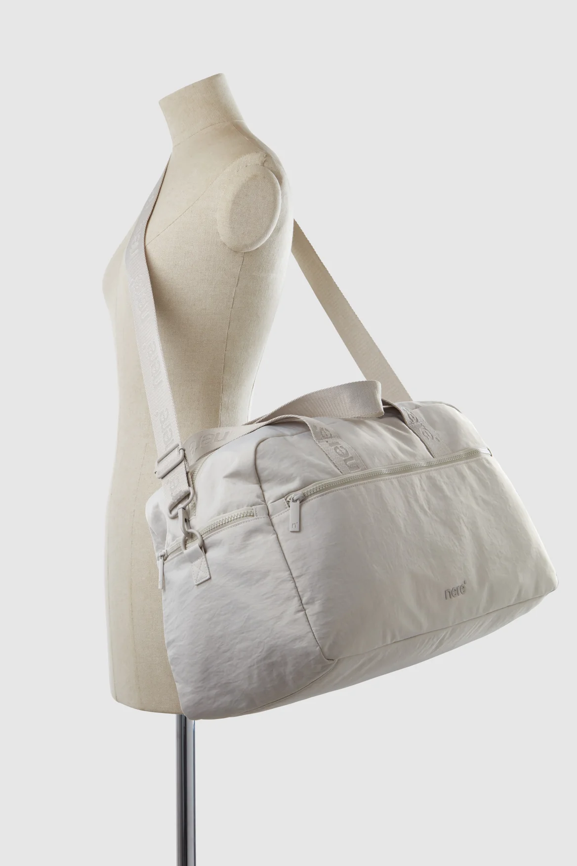 Bondi Nylon Duffle Carry On Bag - Image 4