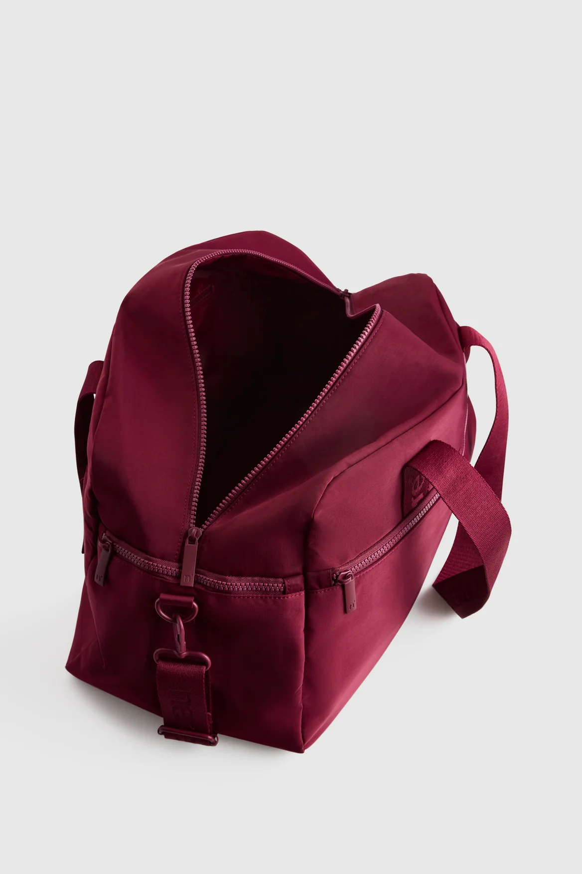 Bondi Nylon Duffle Carry On Bag - Image 4