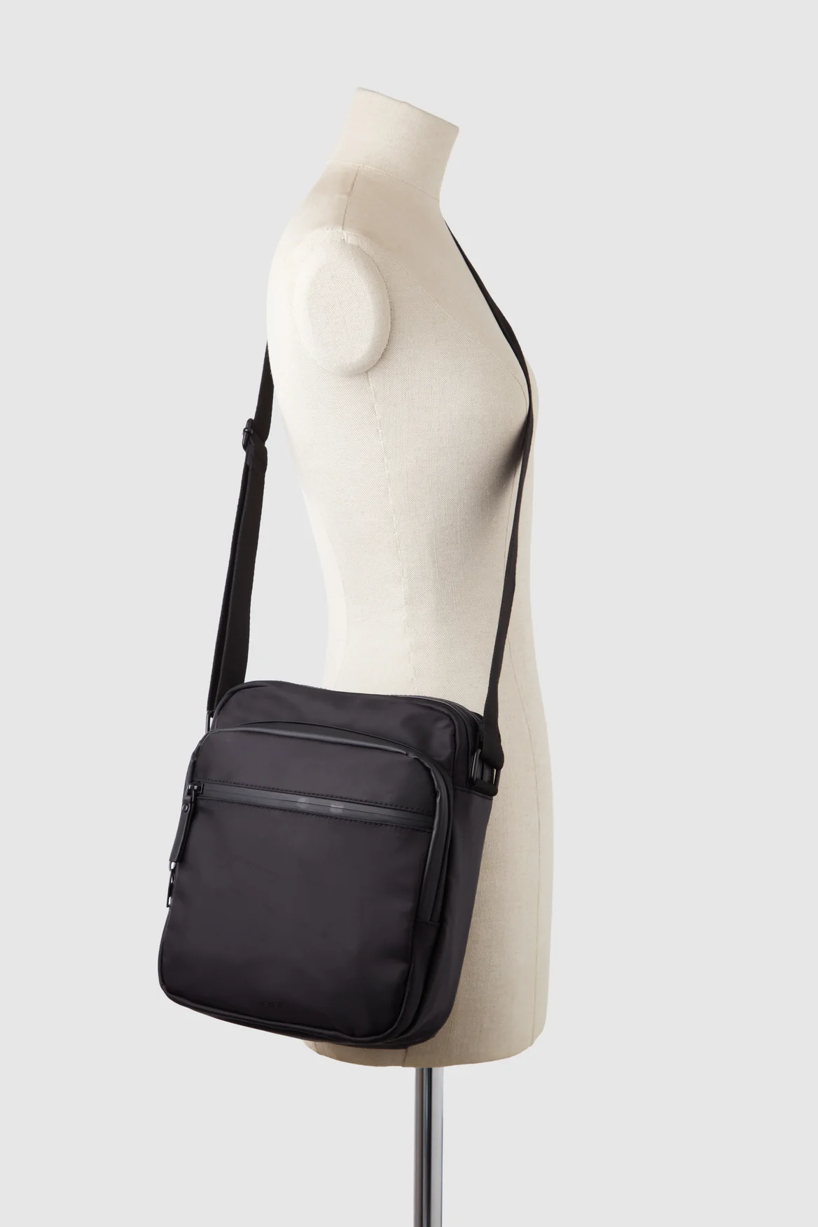 Commuter RFID NS Satchel - Image 5