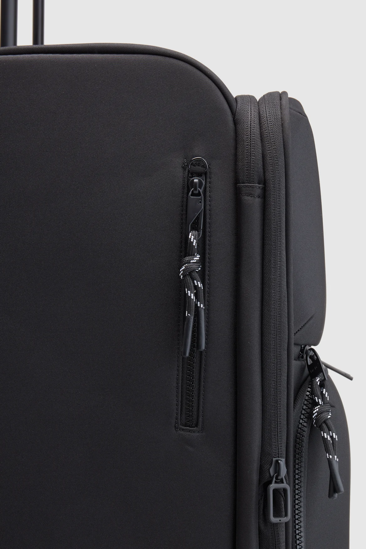 Newtown Carry-On 55cm Wheelbag - Image 9