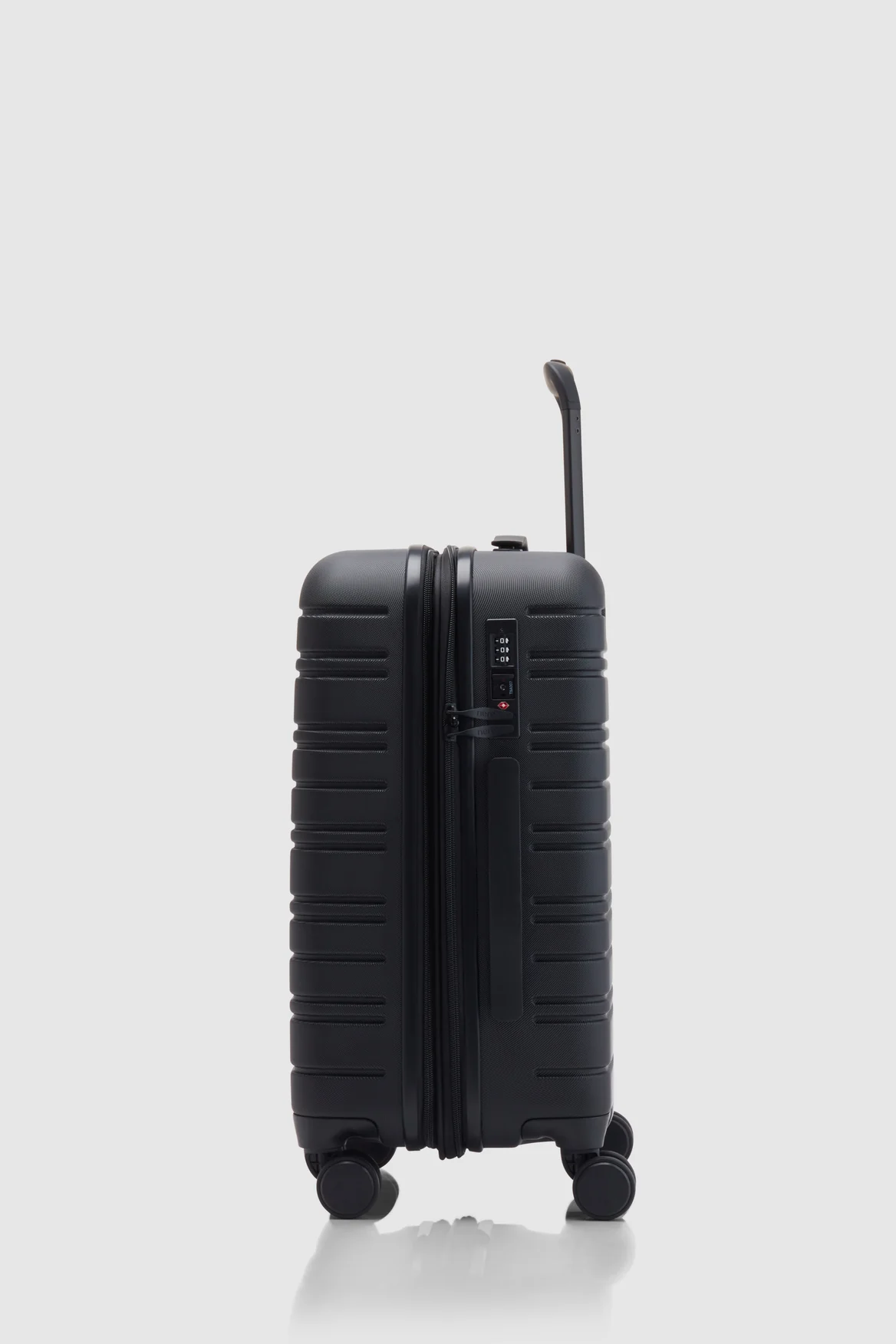 Stori Carry-On 55cm Suitcase - Image 2