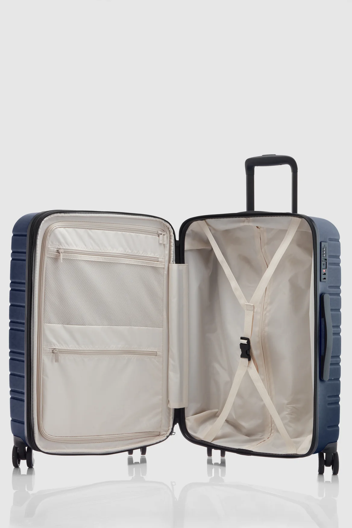 Stori Check-In 65cm Suitcase - Image 3