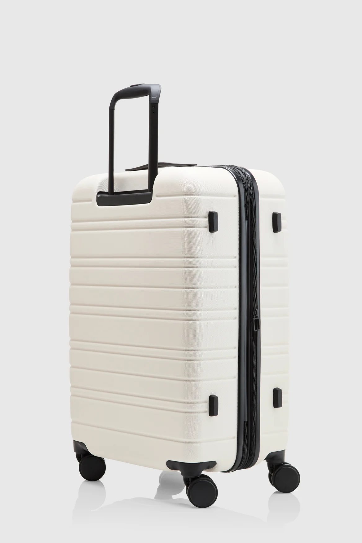 Stori Check-In 65cm Suitcase - Image 5