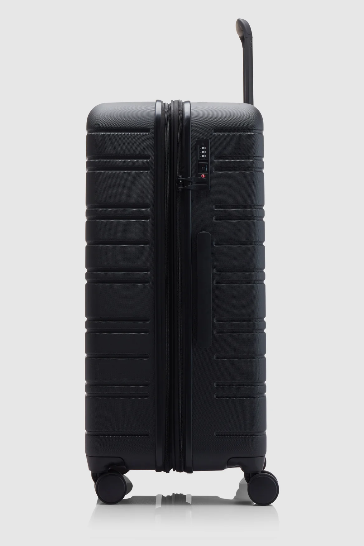 Stori Check-In 75cm Suitcase - Image 2