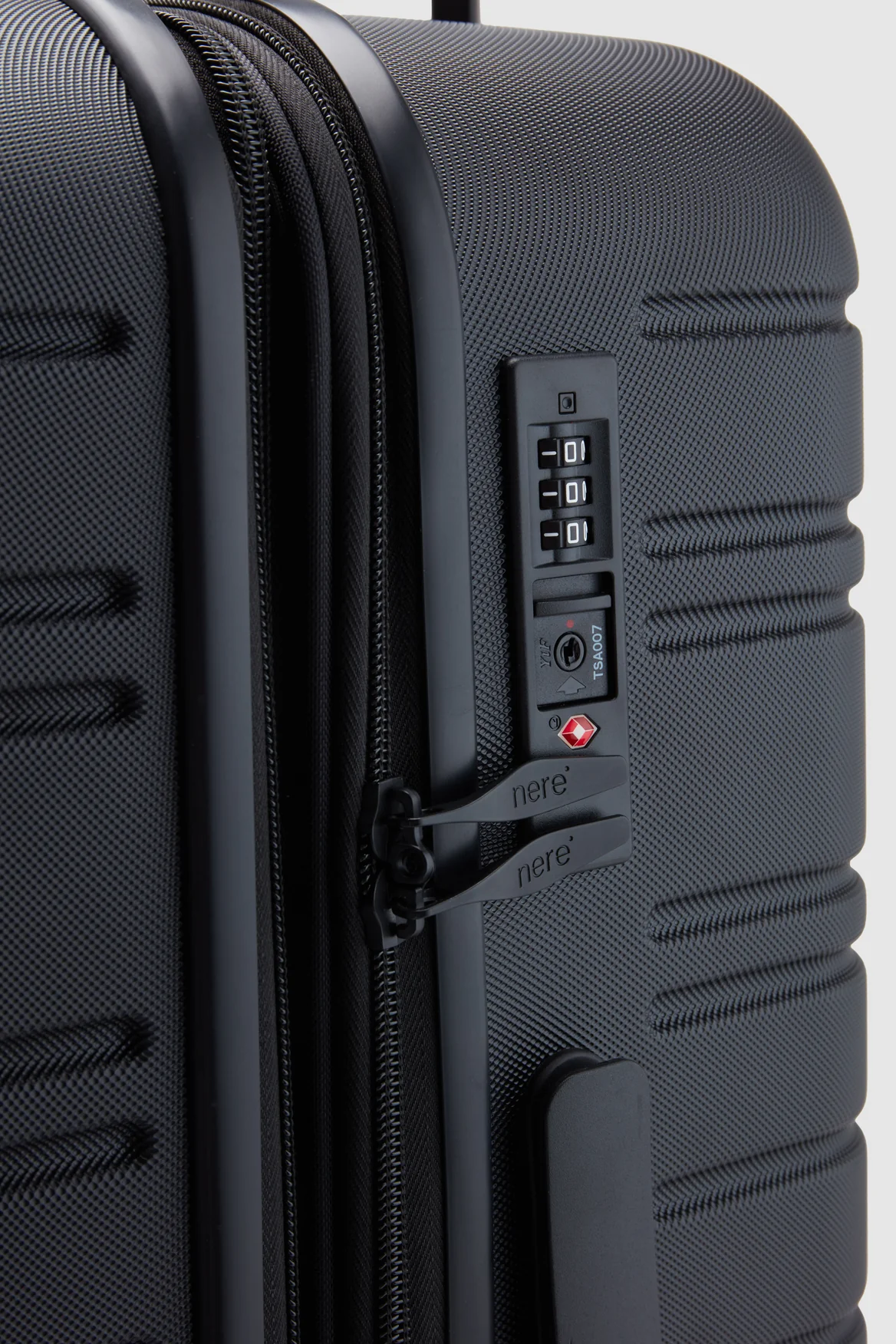 Stori Check-In 75cm Suitcase - Image 7