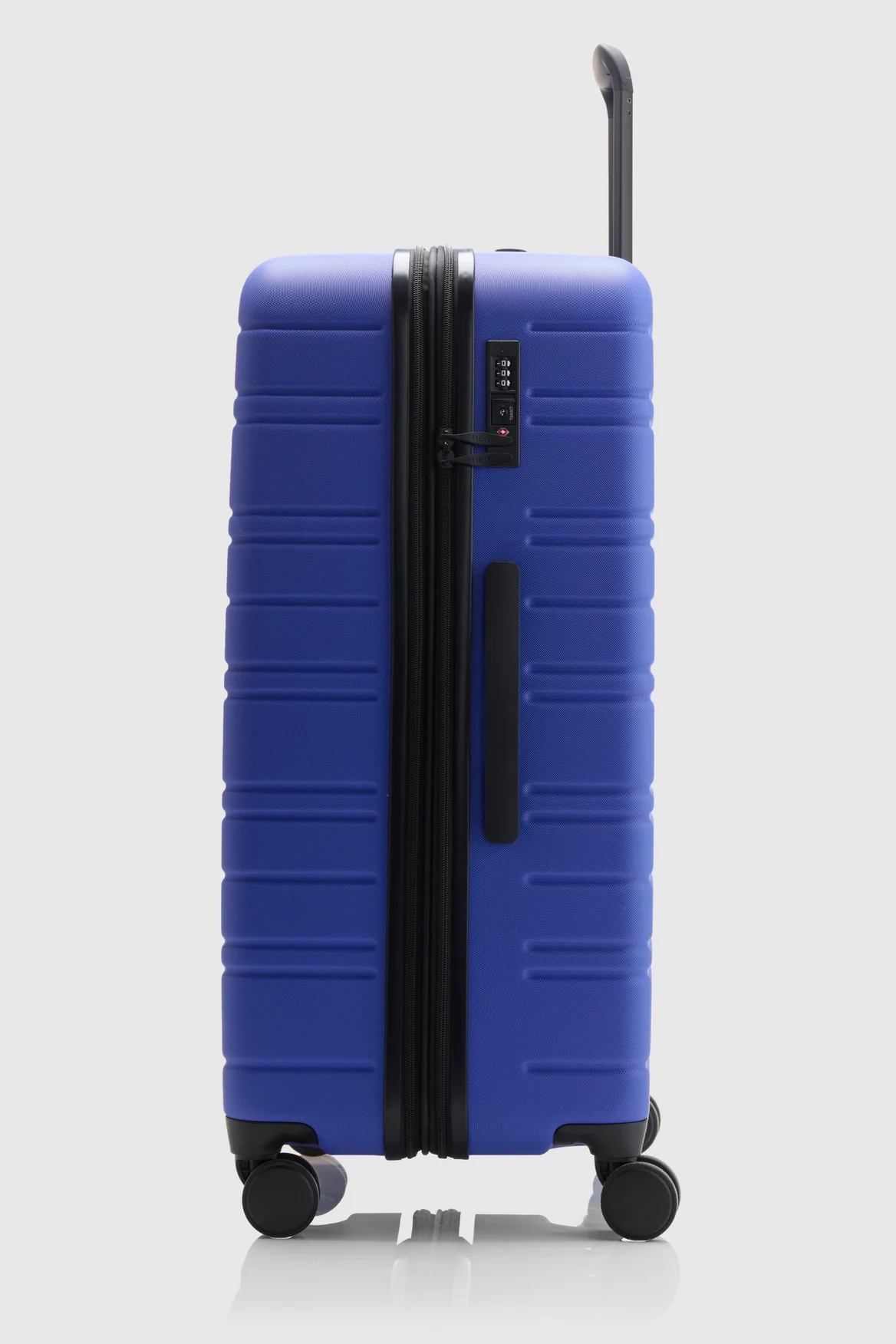 Stori Check-In 75cm Suitcase - Image 2