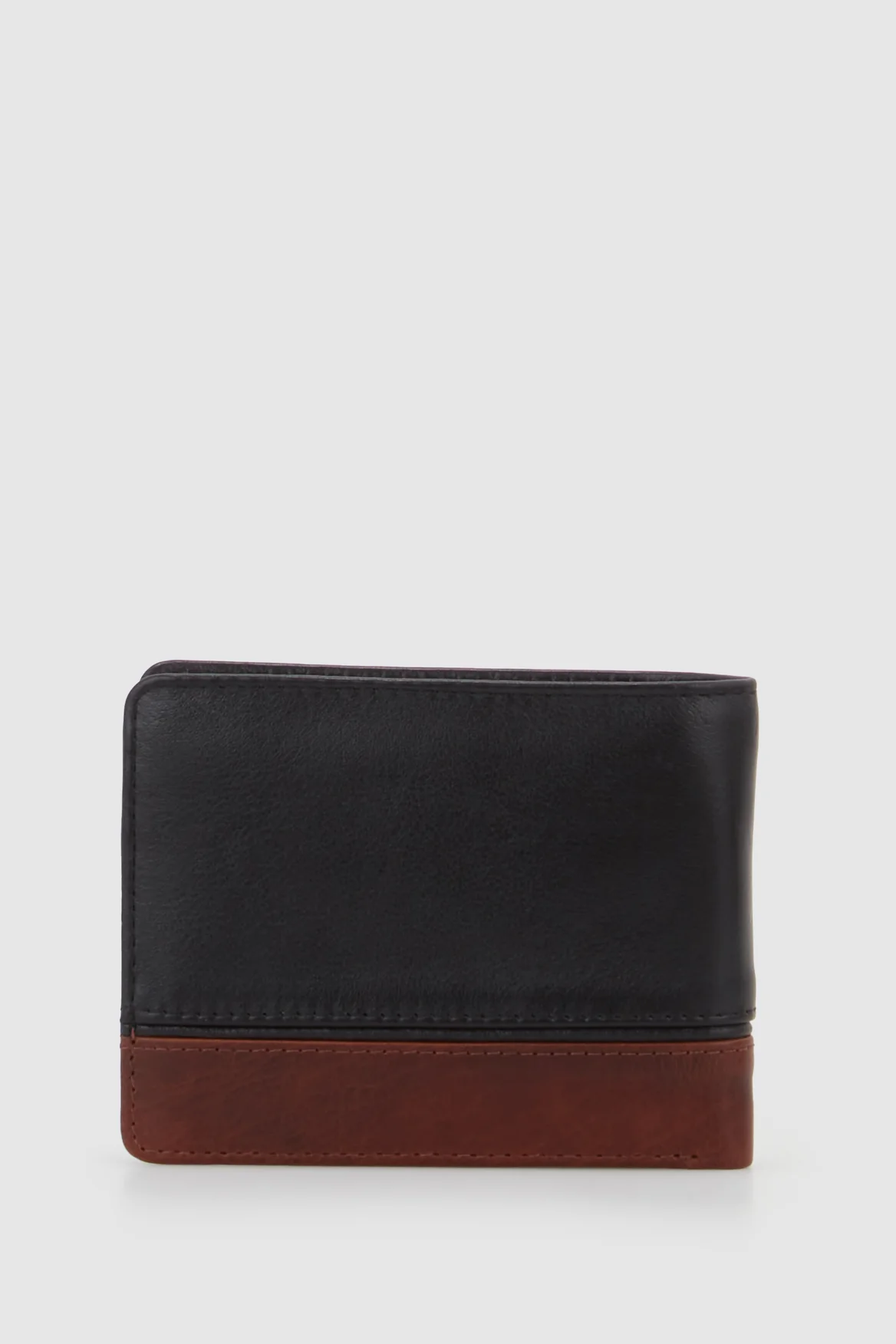 RFID Leather Bifold Wallet - Image 4