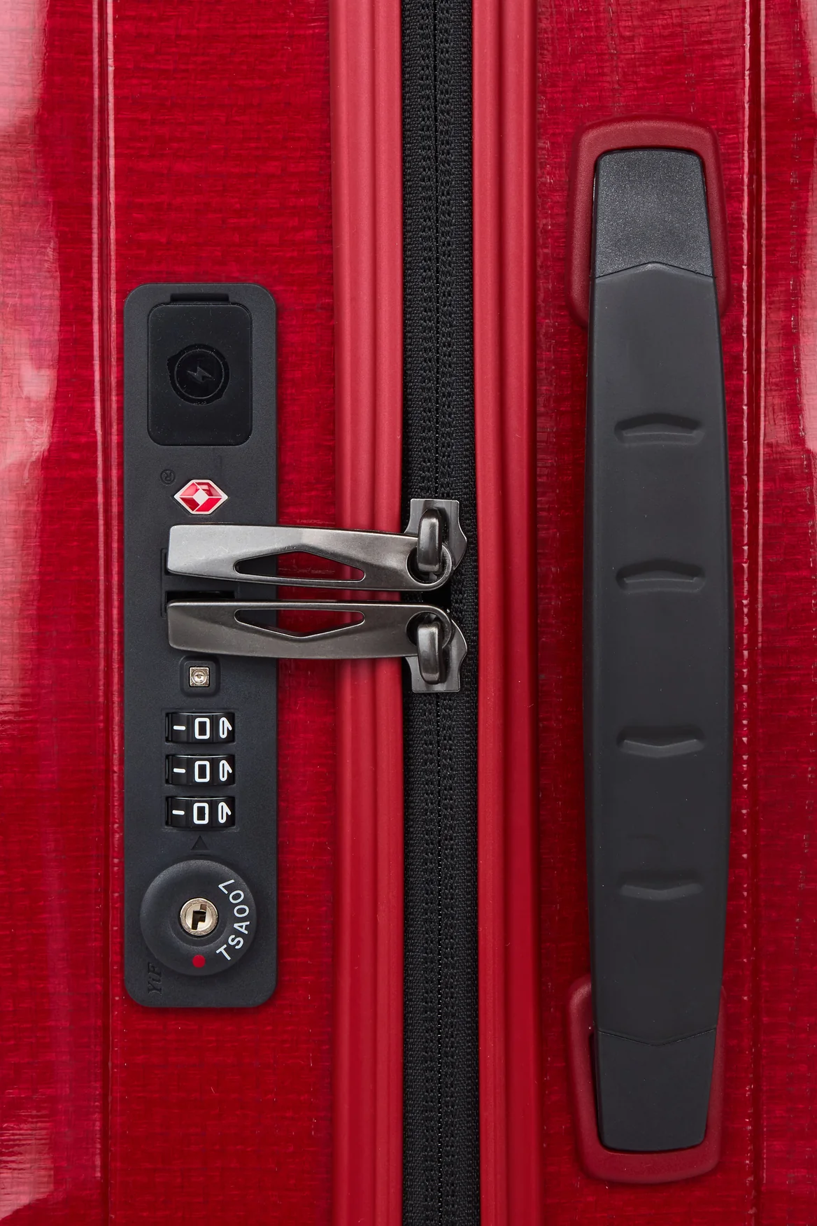 C-Lite Carry-On 55cm Suitcase - Image 7