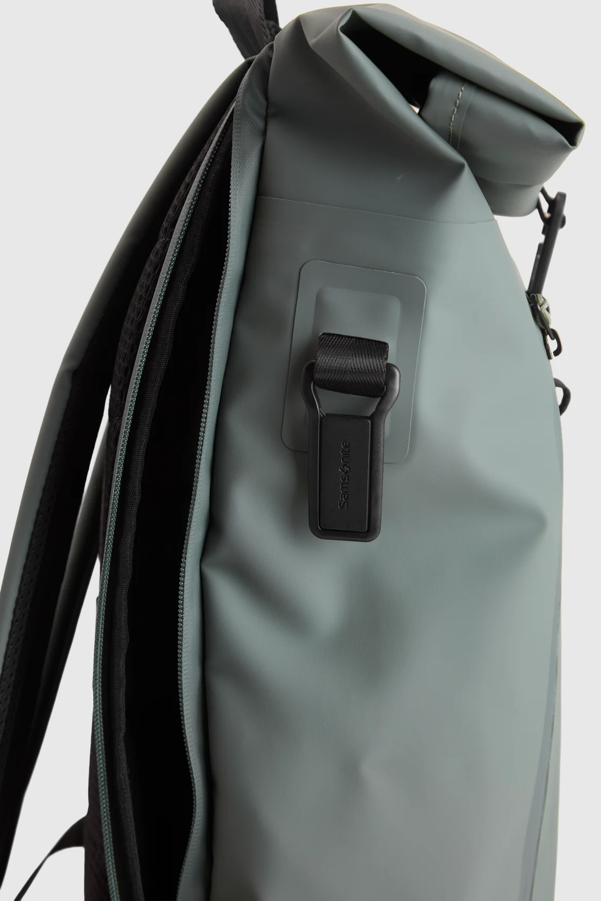 Coatify Biz Rolltop Backpack - Image 4
