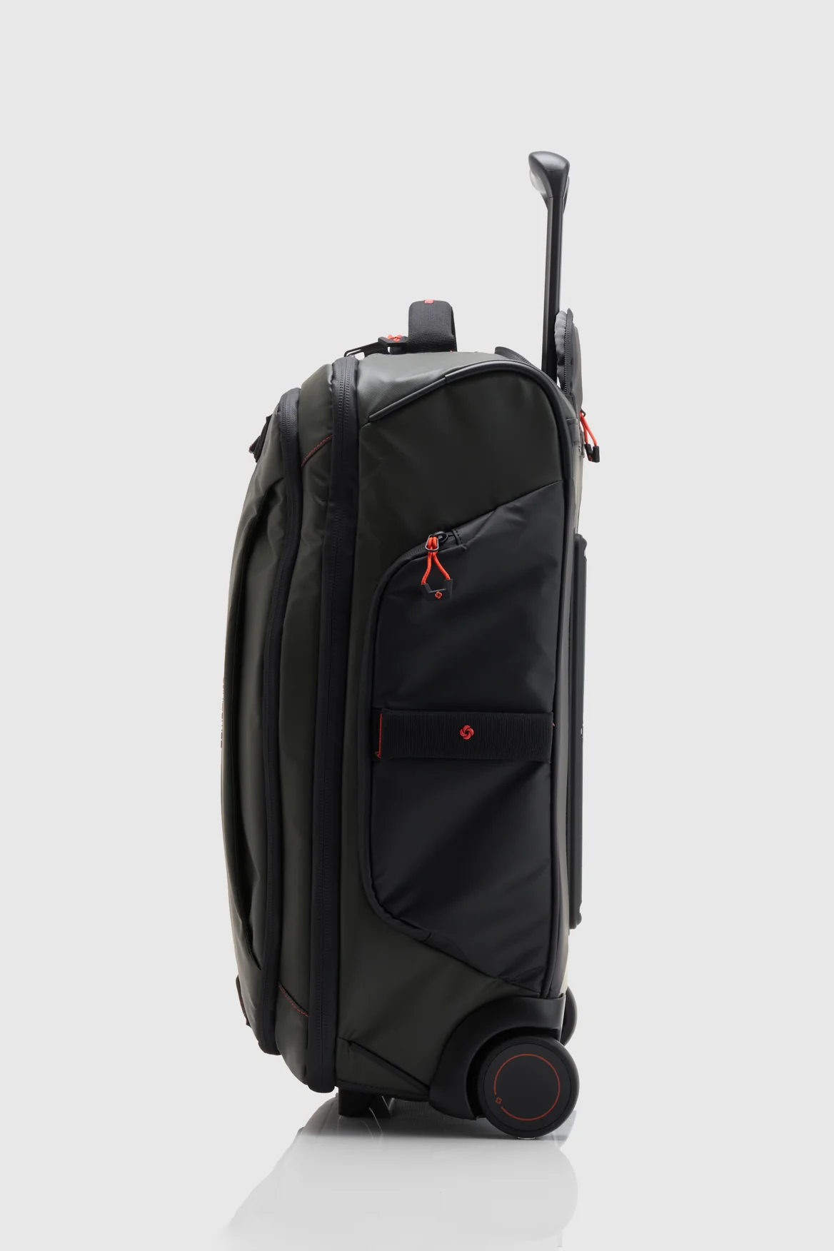 Ecodiver 55cm Wheeled Duffle - Image 3