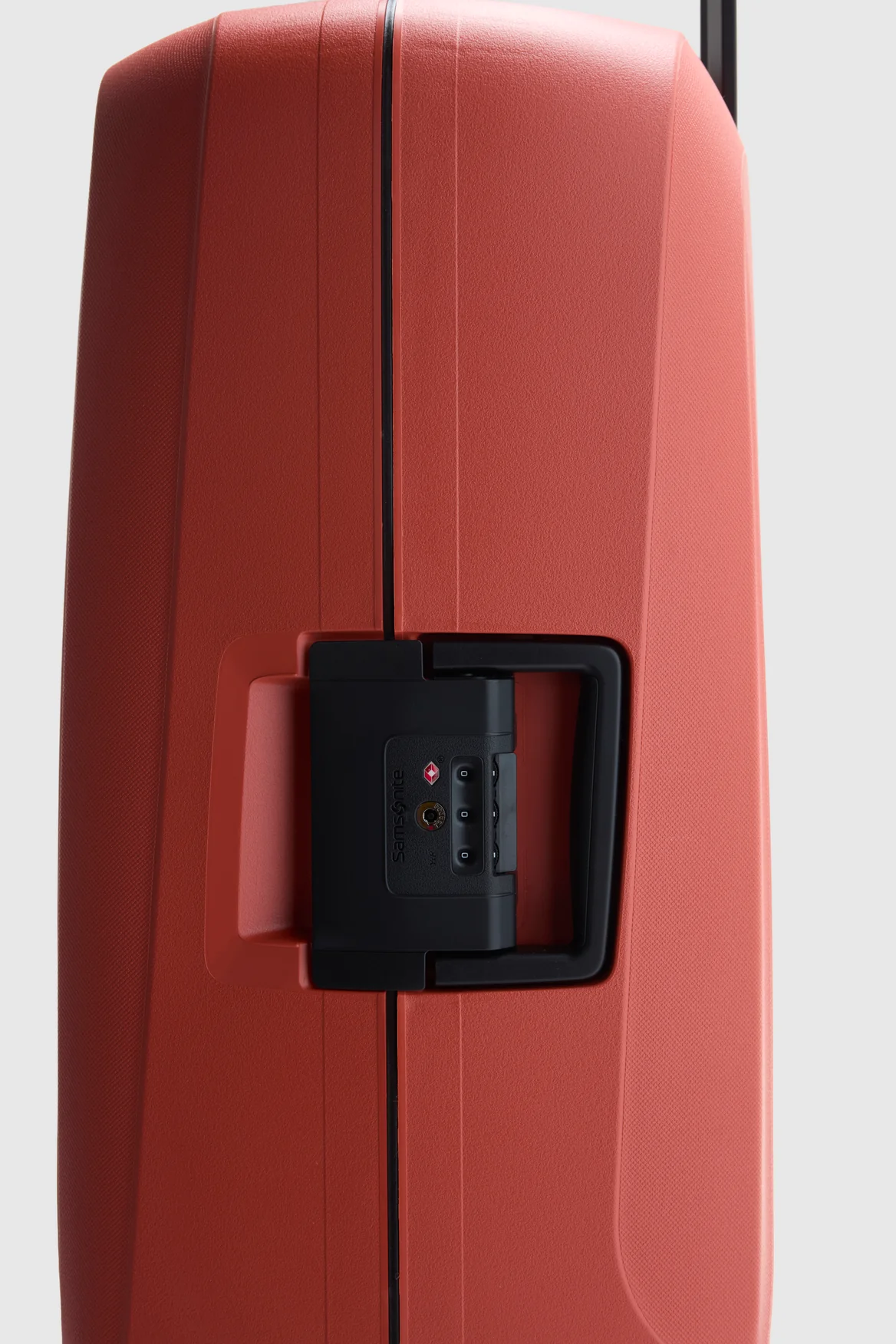 Essens Check-In 69cm Suitcase - Image 7