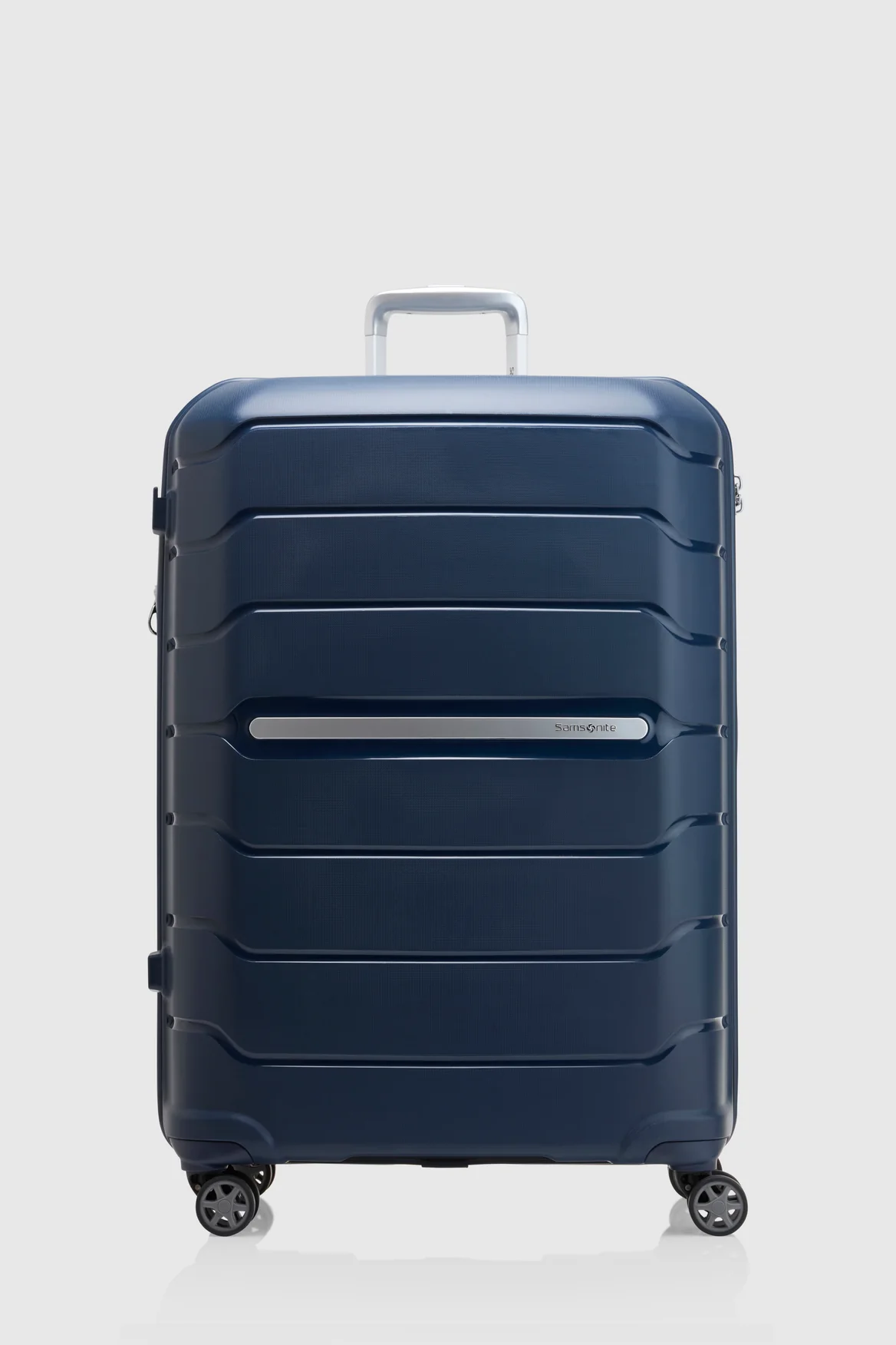 Oc2lite Check-In 68cm Suitcase - Image 4