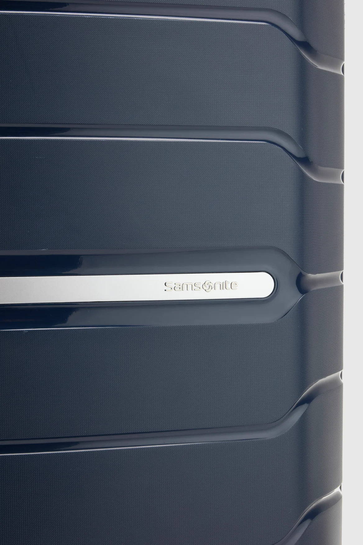 Oc2lite Check-In 68cm Suitcase - Image 9