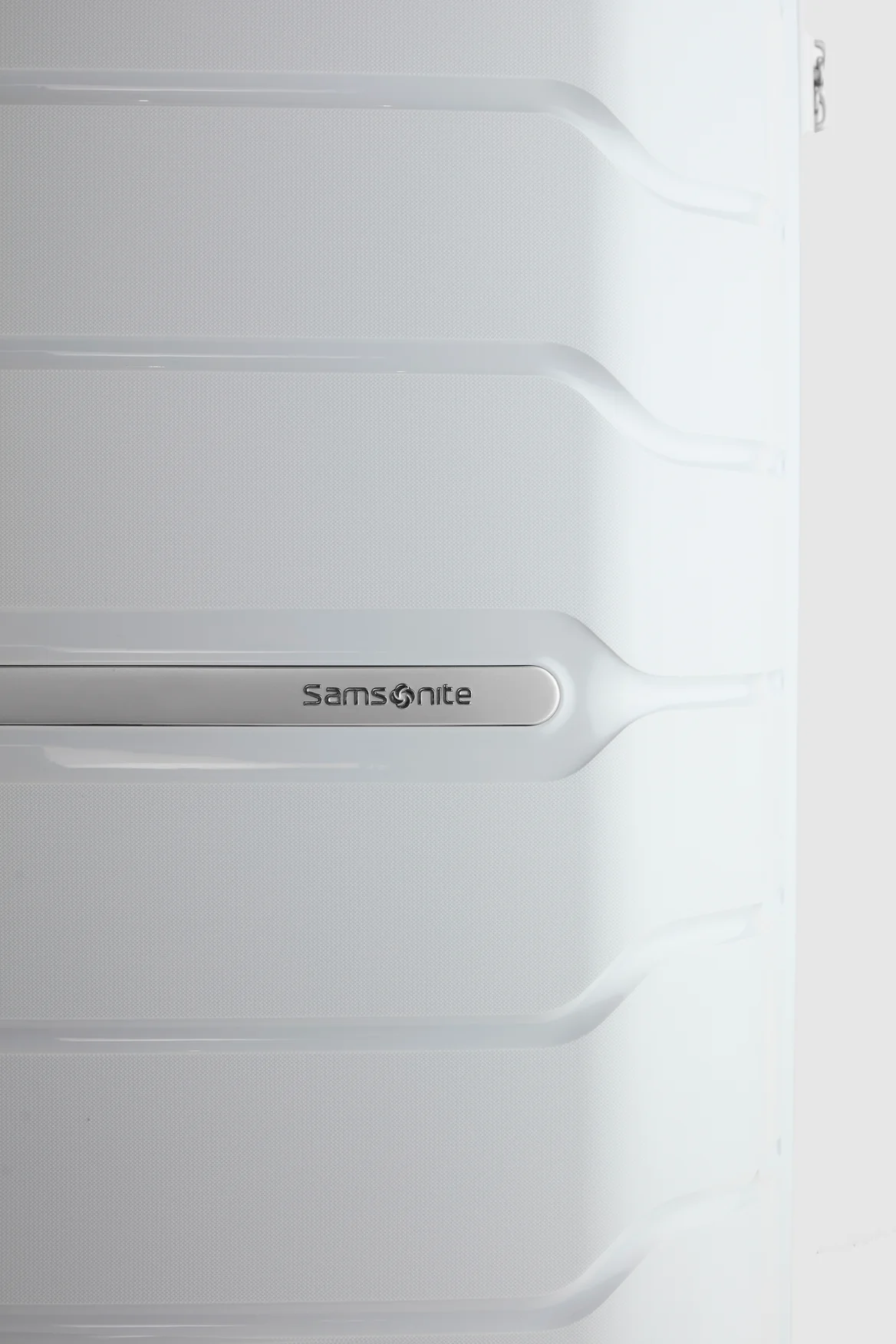 Oc2lite Check-In 75cm Suitcase - Image 8