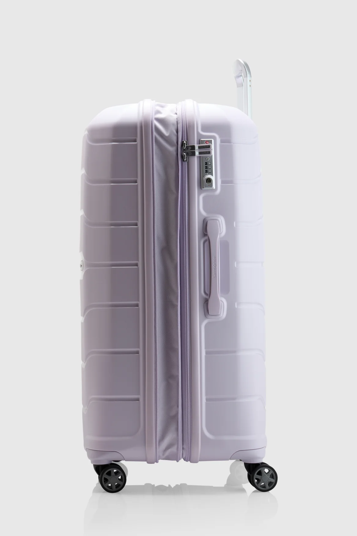 Oc2lite Check-In 75cm Suitcase - Image 3
