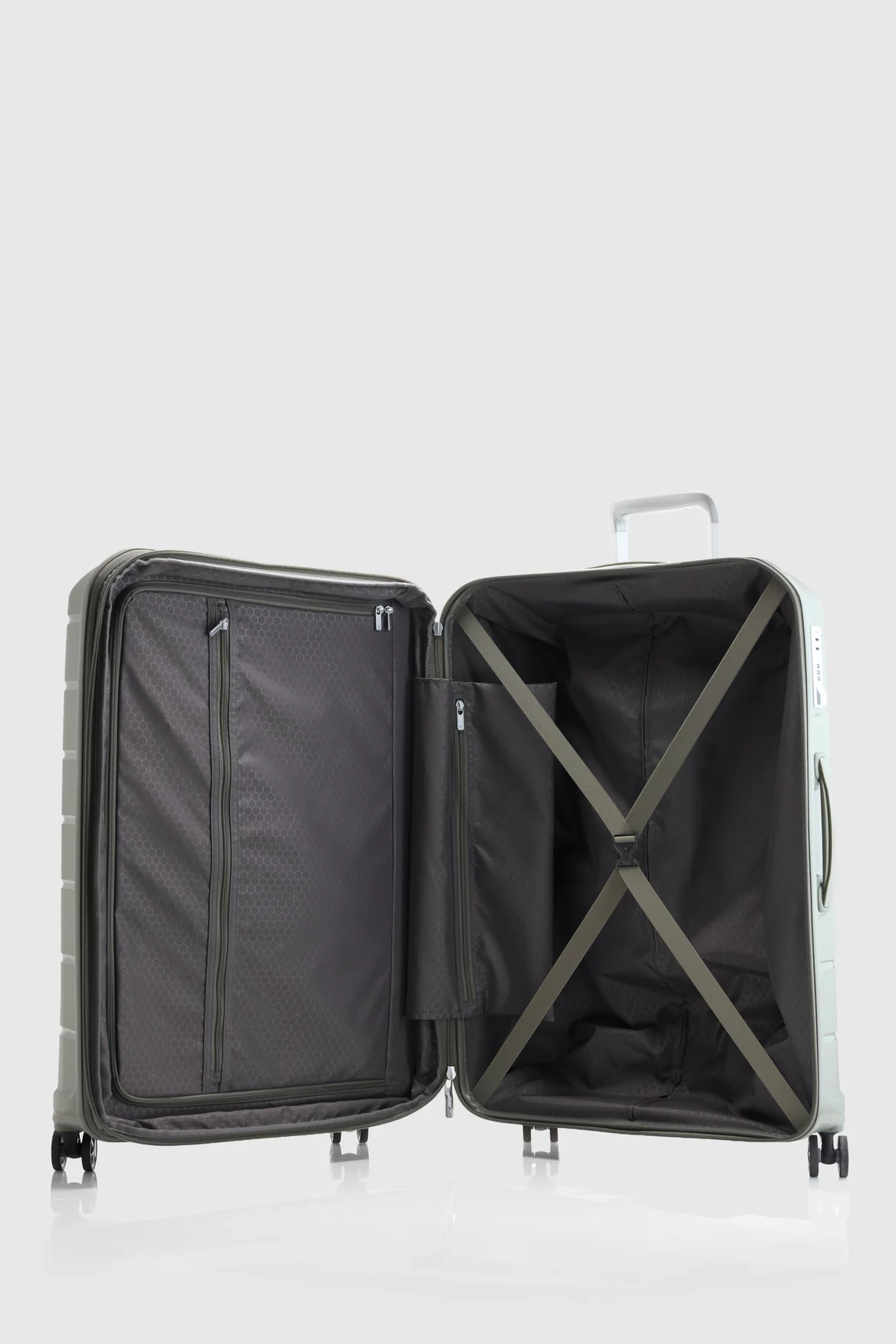 Oc2lite Check-In 75cm Suitcase - Image 3