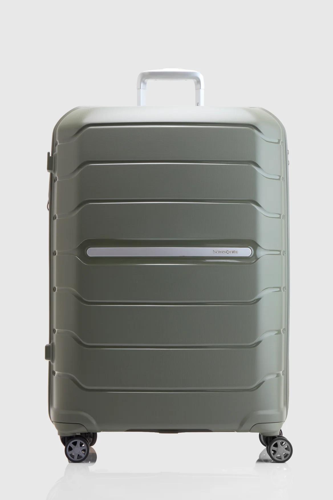 Oc2lite Check-In 75cm Suitcase - Image 4