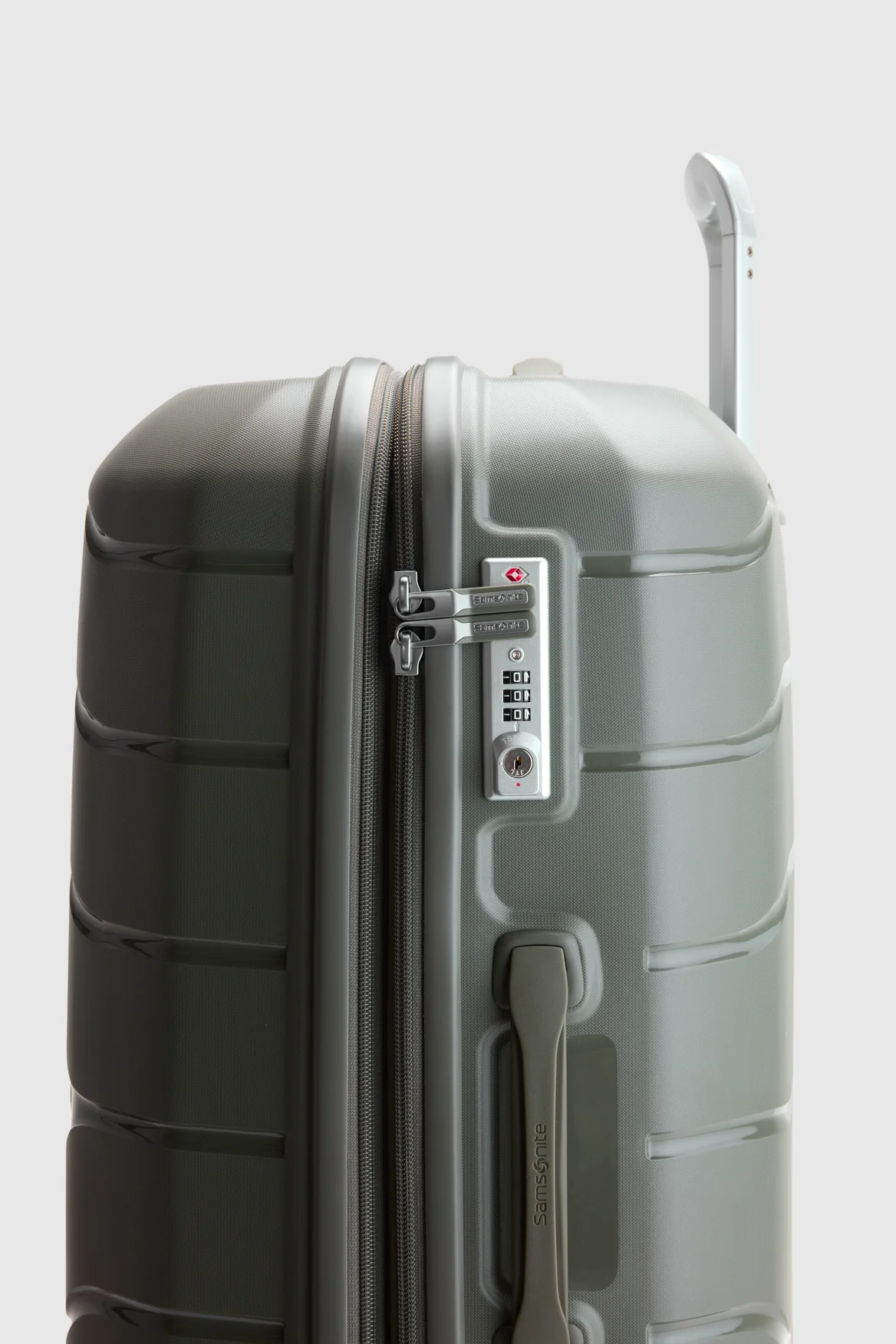 Oc2lite Check-In 81cm Suitcase - Image 7